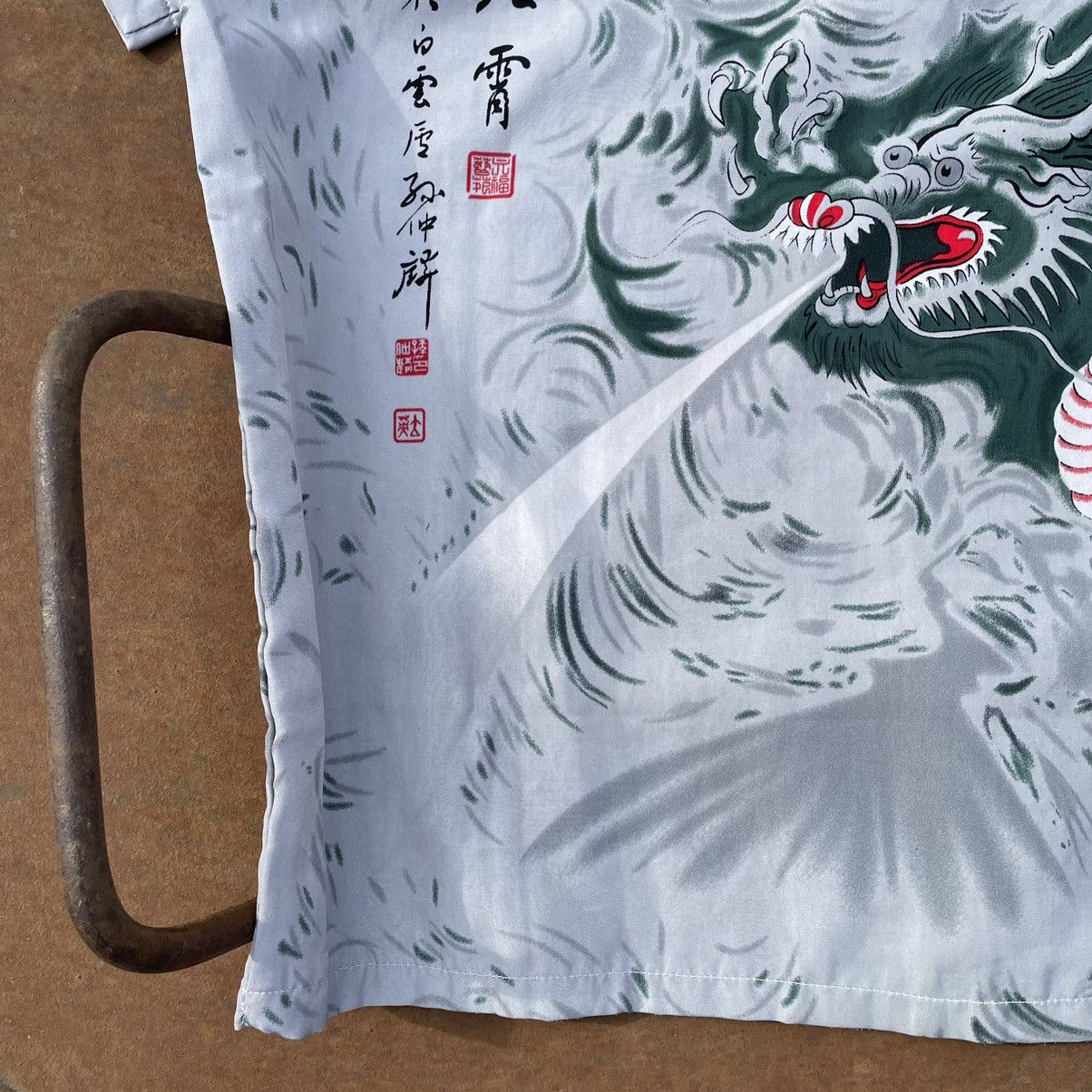 Japanese Brand × Vintage Vintage Shirts Dragon Green Size S Streetwear 90s Y2K Size US S / EU 44-46 / 1 - 11 Thumbnail