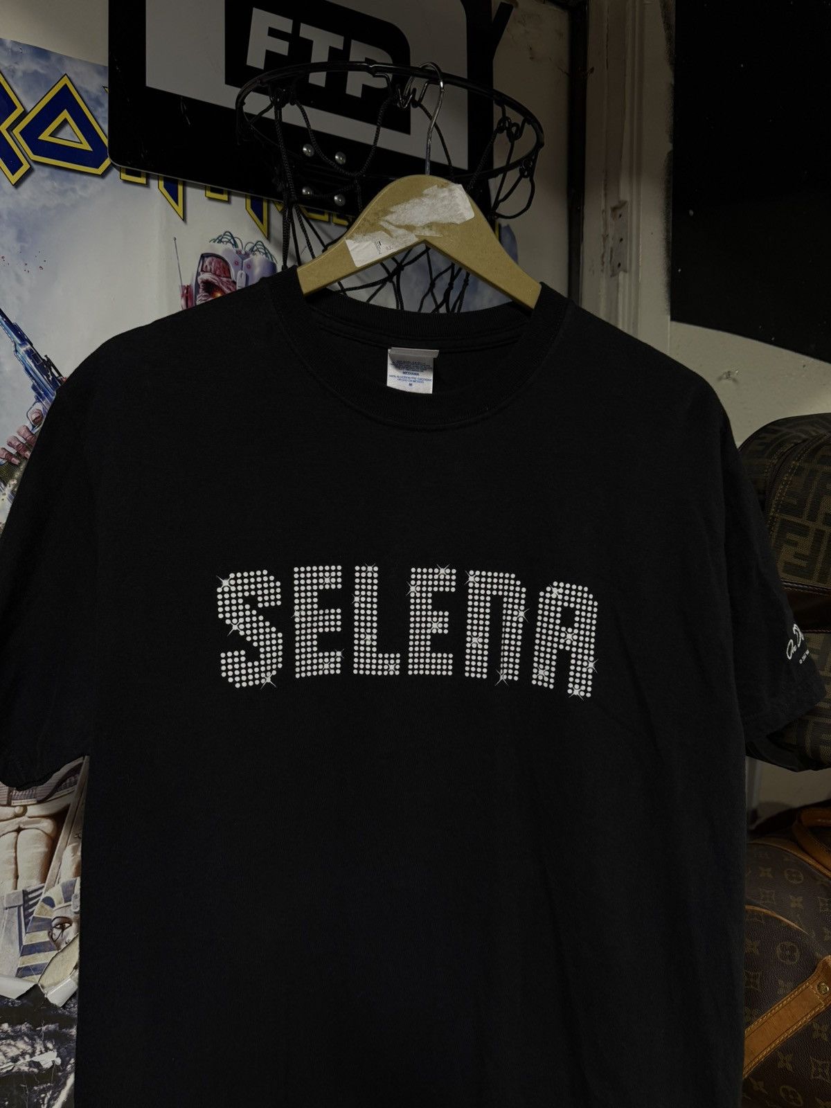 Vintage Vintage 00’ Selena Memorial T-Shirt Adult Size Medium Size US M / EU 48-50 / 2 - 2 Thumbnail