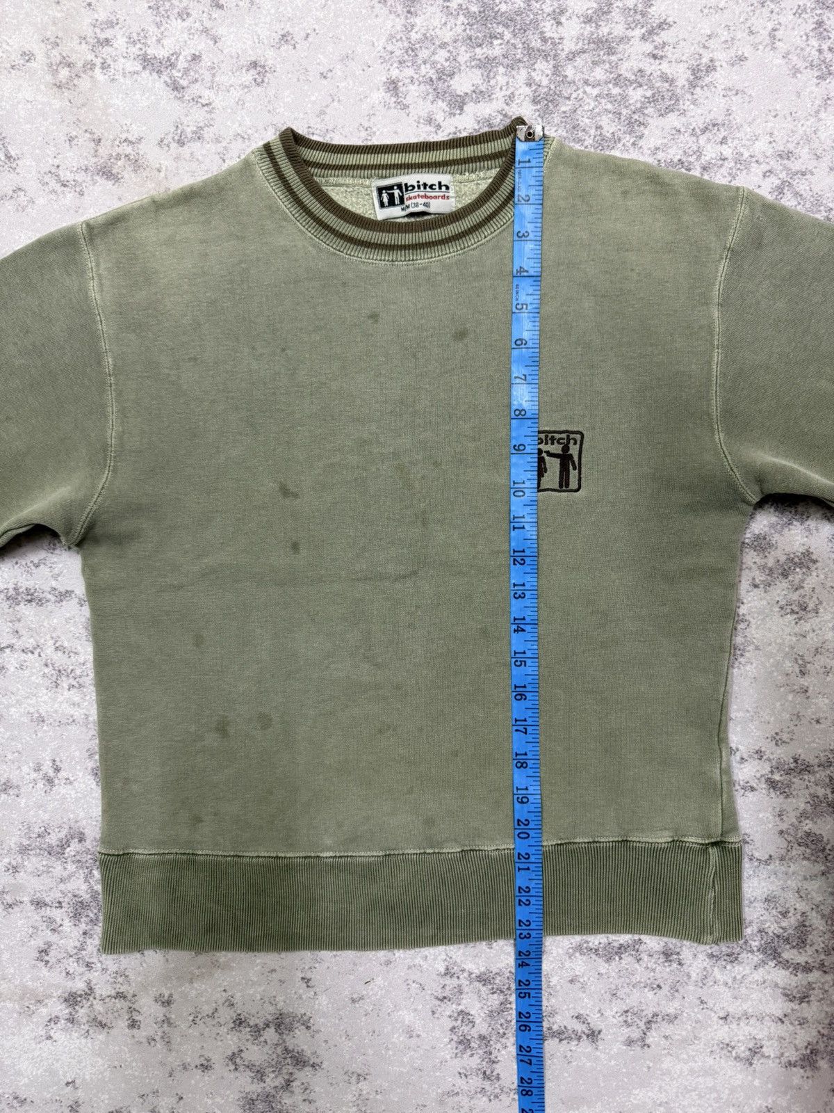 Vintage Vintage 90s Bitch Skateboard Small Logo Sweatshirt Size US XS / EU 42 / 0 - 17 Thumbnail