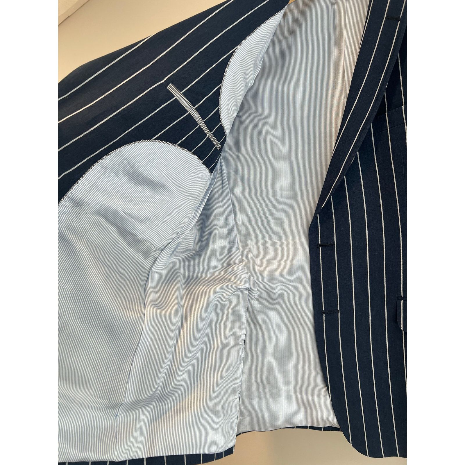 Hickey Hickey Navy Blue & White Suit Jacket 3 Buttons Size 42R JL Size 42R - 3 Thumbnail