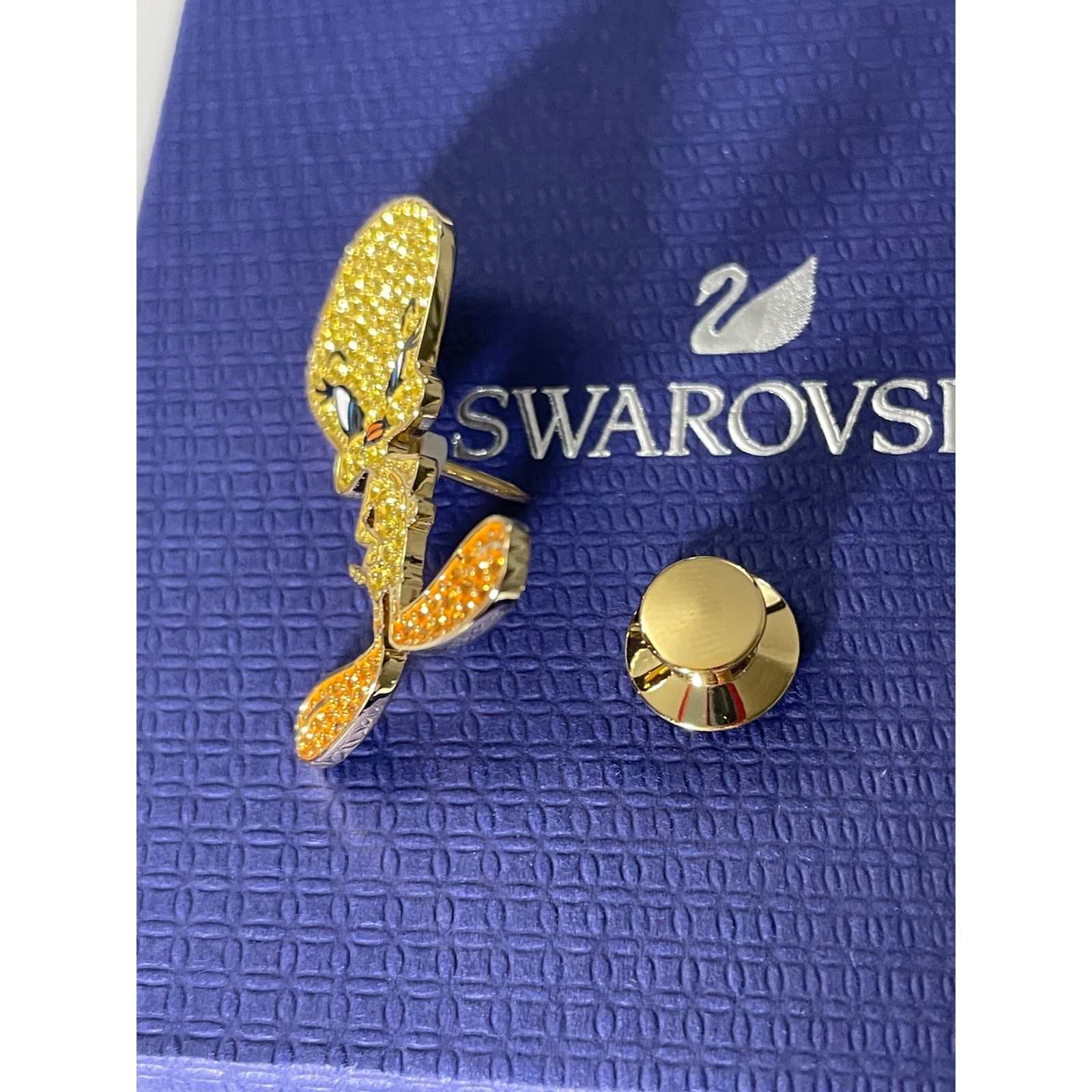 Swarovski Swarovski Tweety Tie PIN Looney Tunes new Size ONE SIZE - 7 Thumbnail