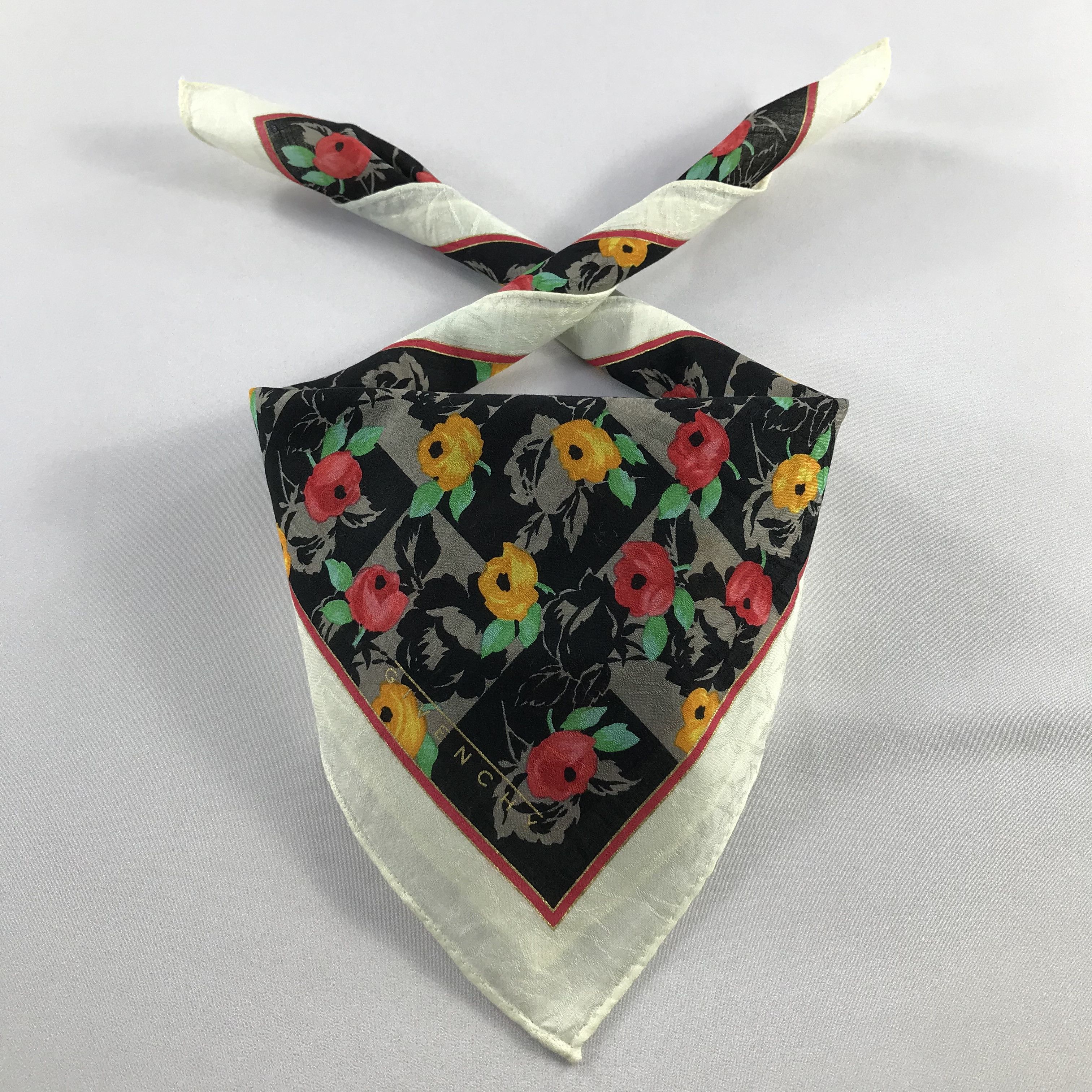 Vintage Givenchy Handkerchief / Bandana / Neckerchief C566 Size ONE SIZE - 1 Thumbnail
