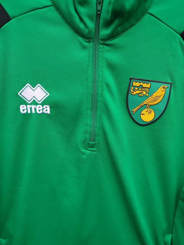 Errea Norwich City football training jacket Errea size S Size US S / EU 44-46 / 1 - 8 Thumbnail