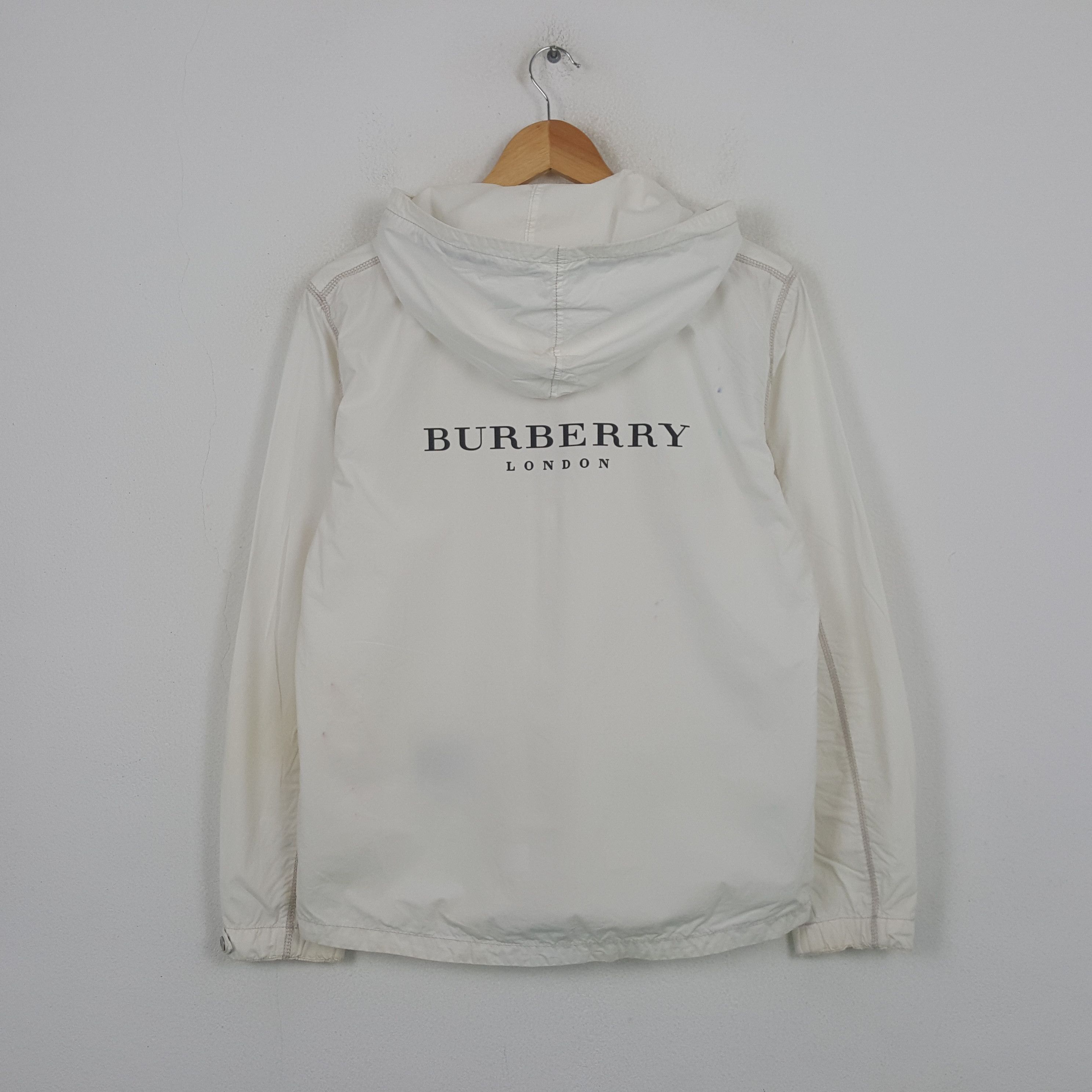 Burberry Vintage Burberry London Fashion Brand Hoodie RR20 Size S / US 4 / IT 40 - 1 Thumbnail