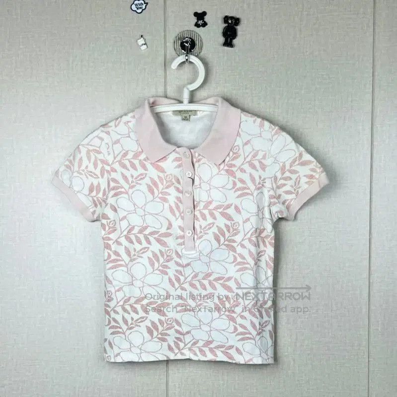 Burberry Burberry Light Pink Floral Pattern Cotton T-Shirt. Size XS / US 0-2 / IT 36-38 - 1 Thumbnail