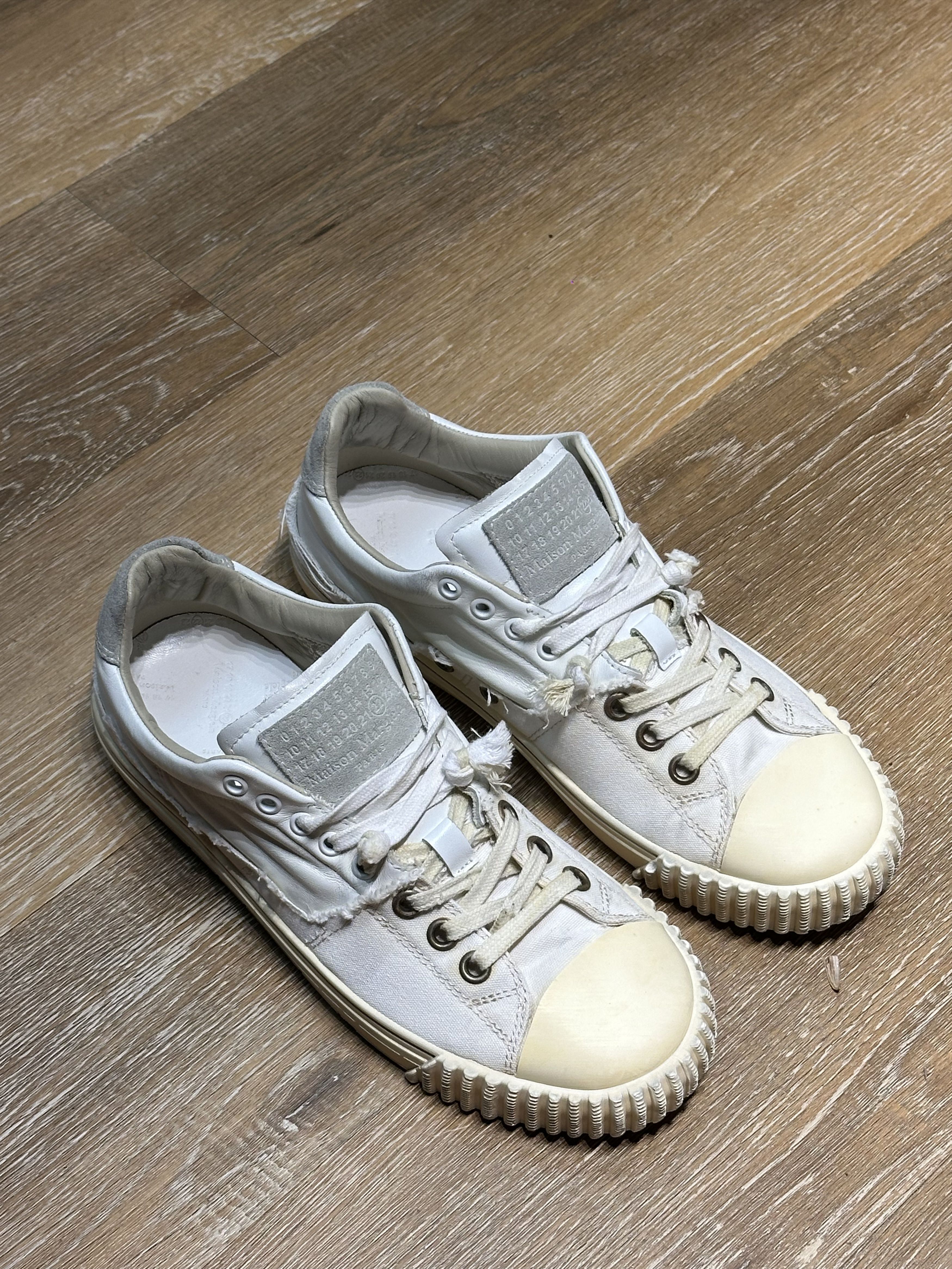 Maison Margiela Maison Margiela Evolution White Size US 8 / EU 41 - 19 Thumbnail