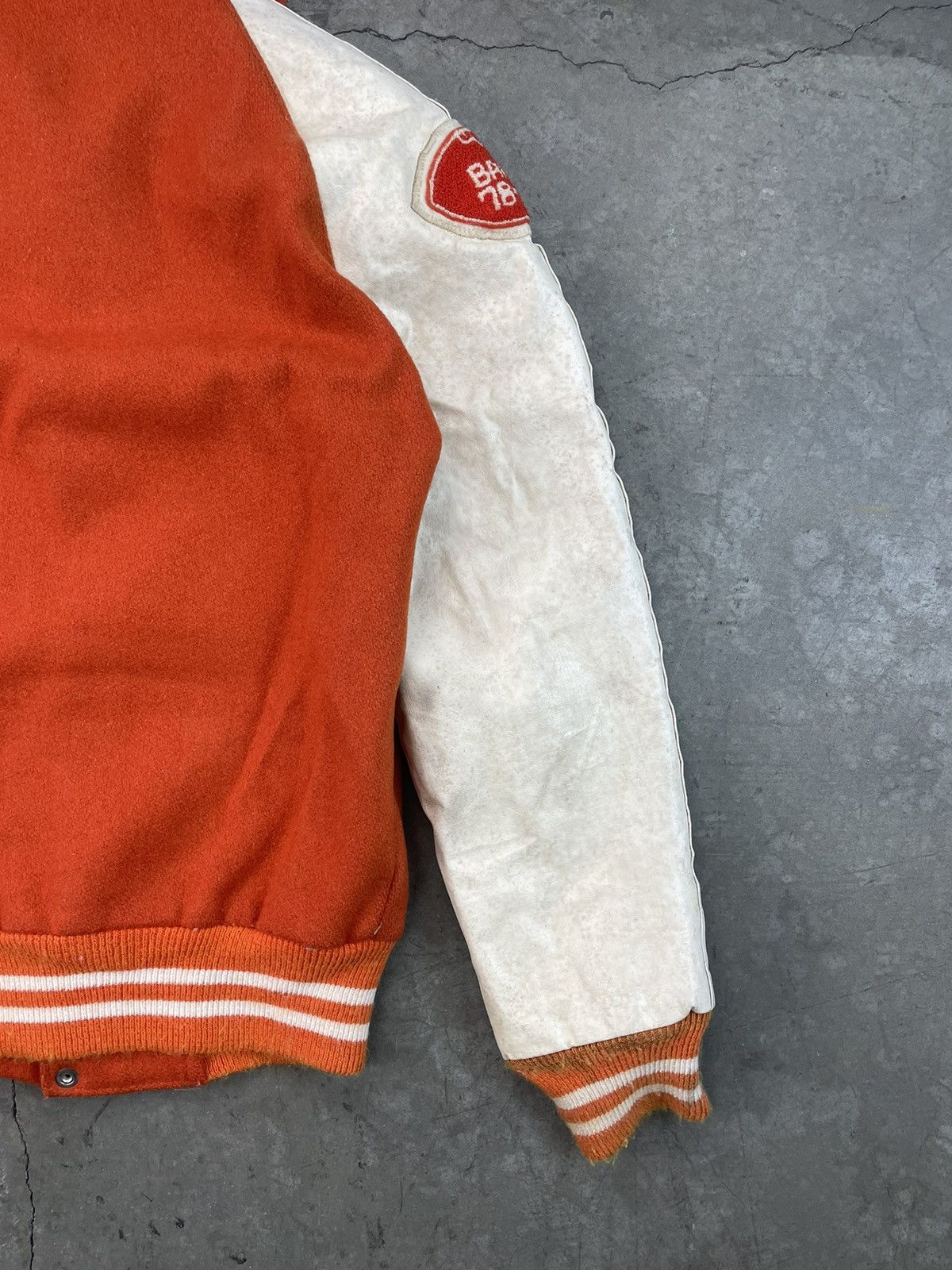 Vintage Vintage "T" Band Varsity Letterman Jacket - Orange/ White Size US S / EU 44-46 / 1 - 8 Thumbnail