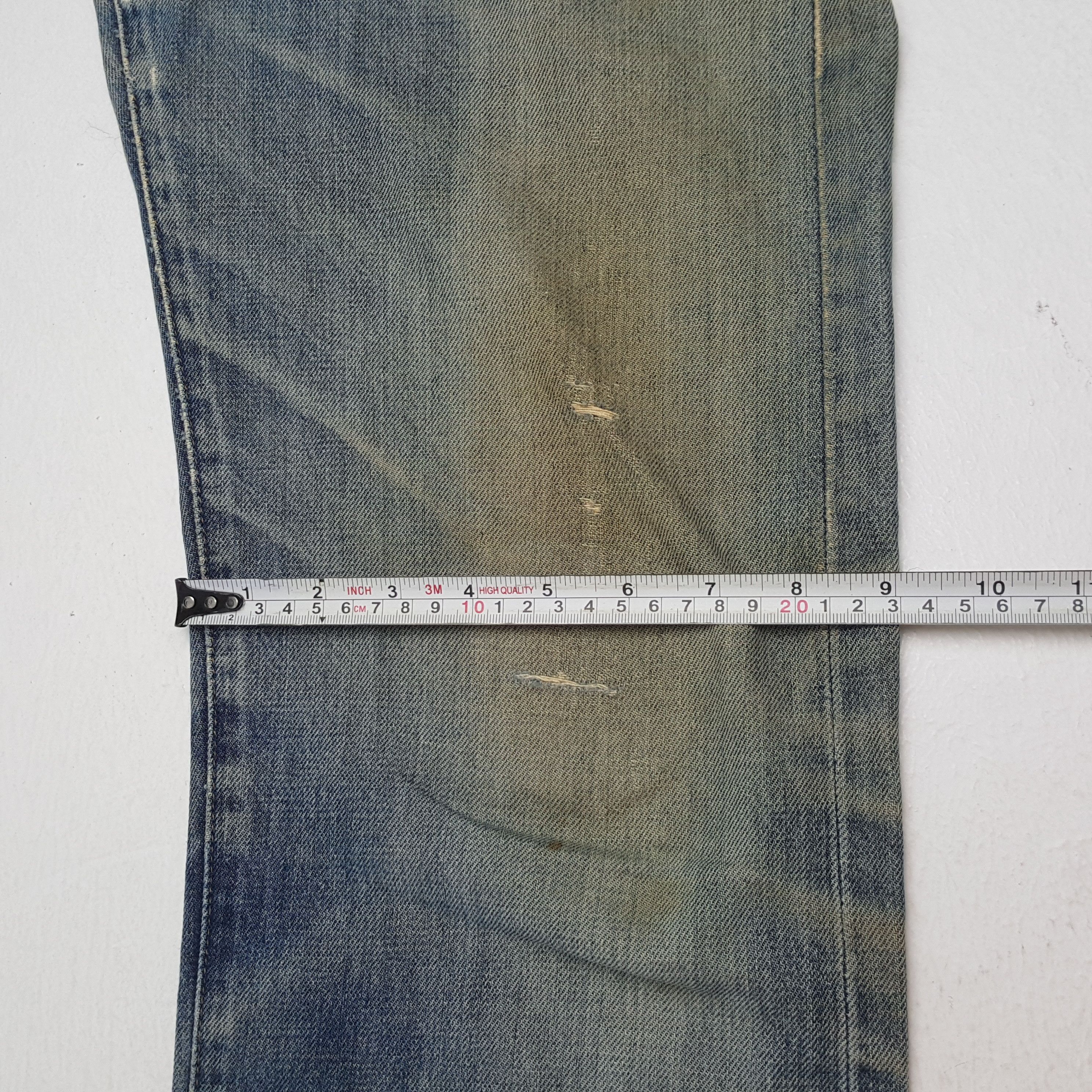 Levi's × Vintage LEVI'S Distressed Jeans Daily Streetwear Style Size US 29 - 10 Thumbnail