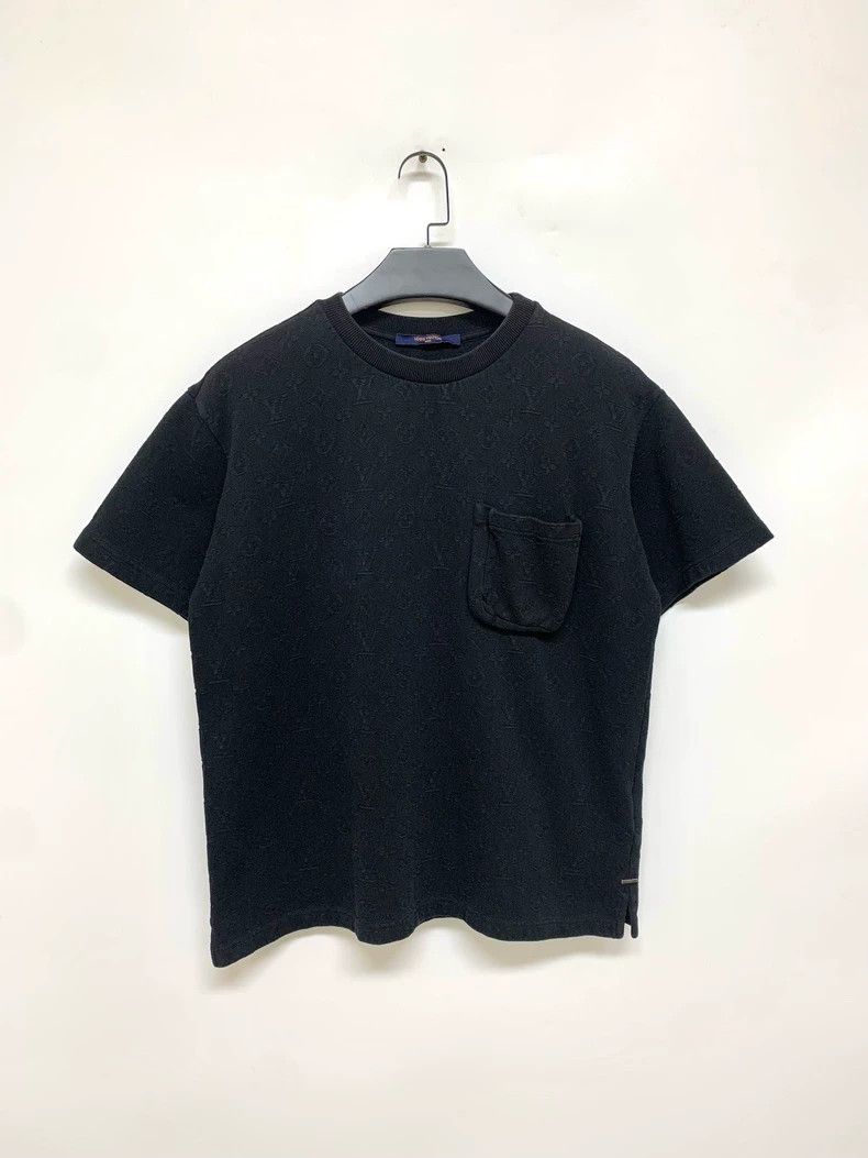 Louis Vuitton Louis Vuitton Black full print short sleeve Size US M / EU 48-50 / 2 - 1 Thumbnail