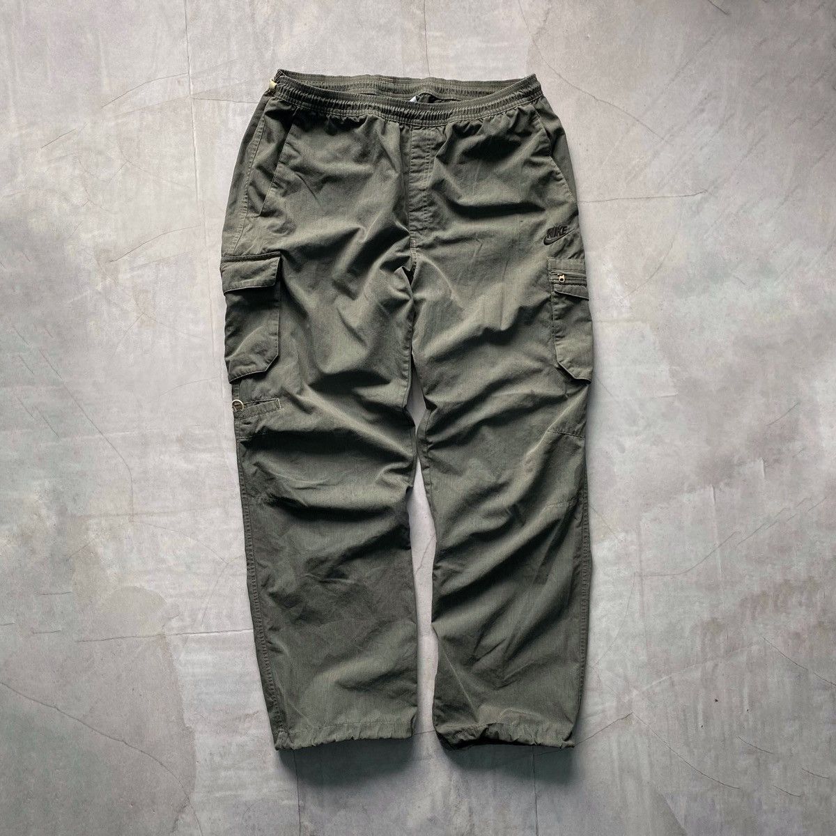 Japanese Brand × Nike × Vintage Y2K Nike Vintage Painted Grey Cargo Parachute Pants Size US 36 / EU 52 - 1 Thumbnail