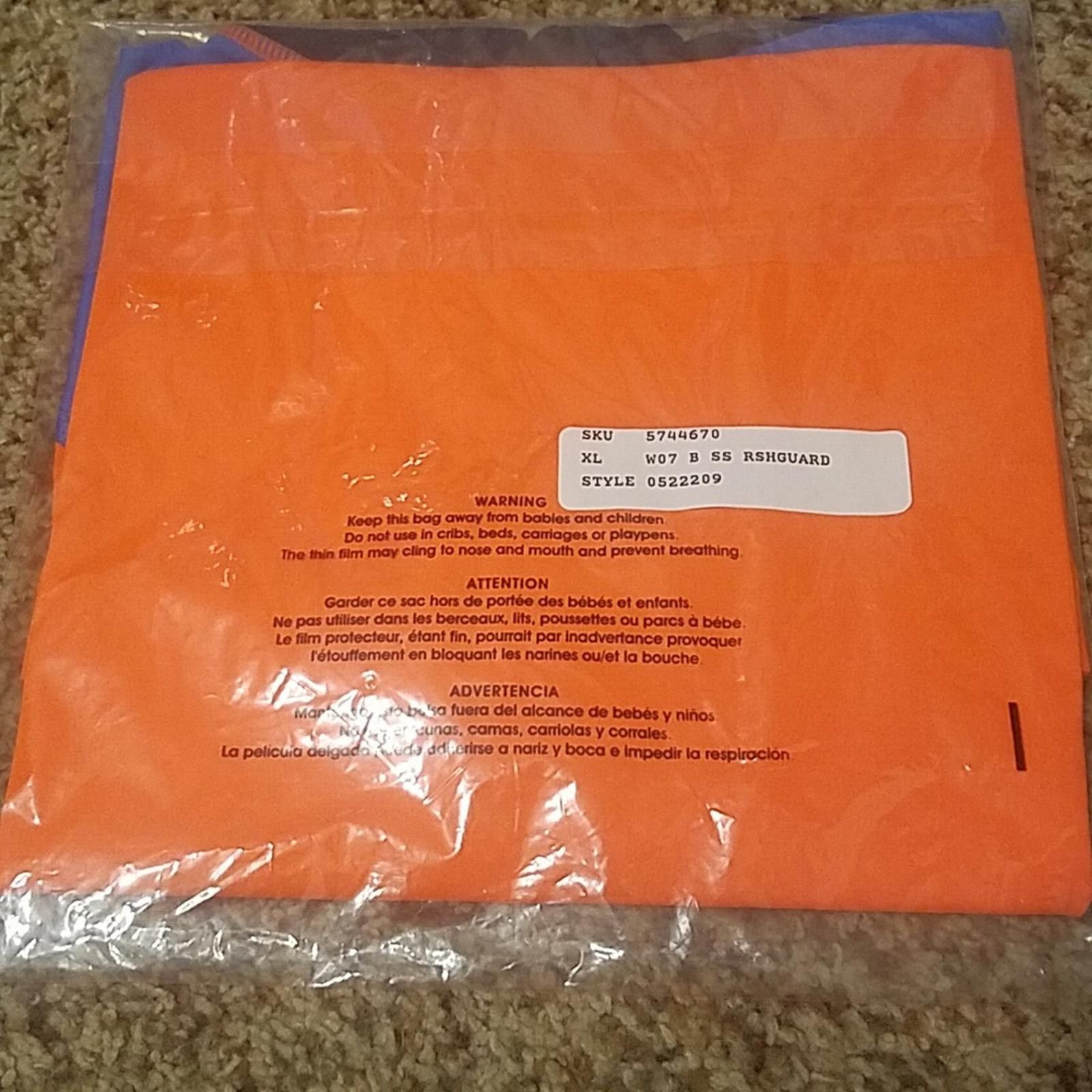 Lands' End NWT Lands End Kids Orange and Blue Rashguard XL Size US XL / EU 56 / 4 - 2 Thumbnail