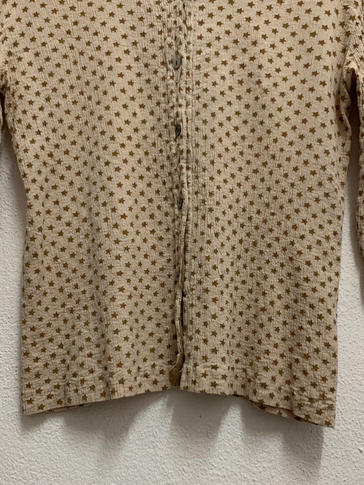 Issey Miyake TSUMORI CHISATO By Issey Miyake Crepe Pleated Star Button Up Size M / US 6-8 / IT 42-44 - 4 Thumbnail