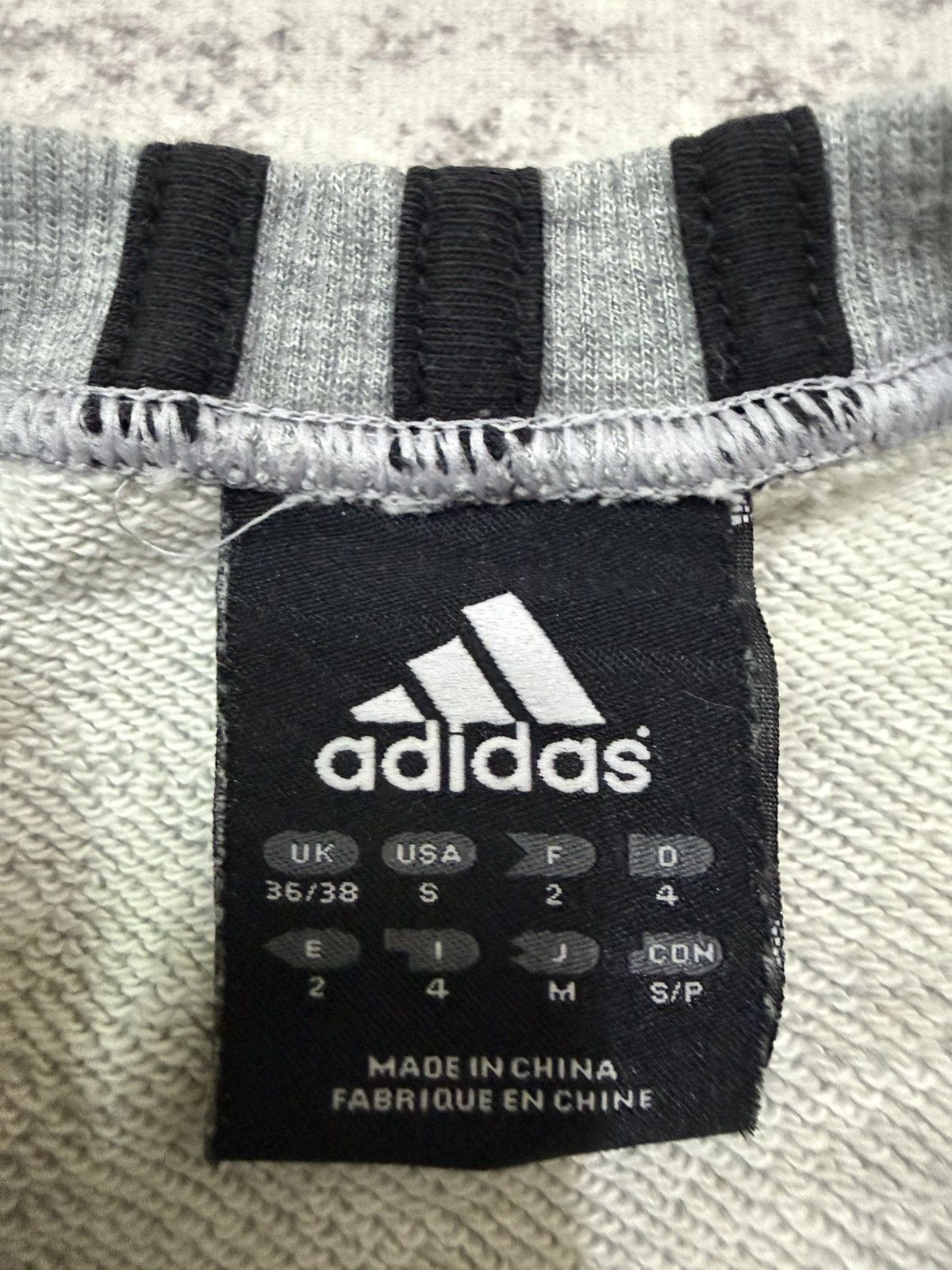 Adidas Vintage Adidas Stripes Crewneck Sweatshirt Size US S / EU 44-46 / 1 - 7 Thumbnail
