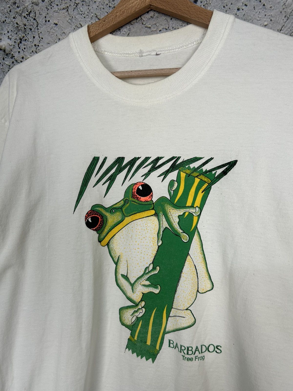 Vintage Vintage Frog Barbados 90s Graphic Tee Streetwear Skate Size US M / EU 48-50 / 2 - 3 Thumbnail