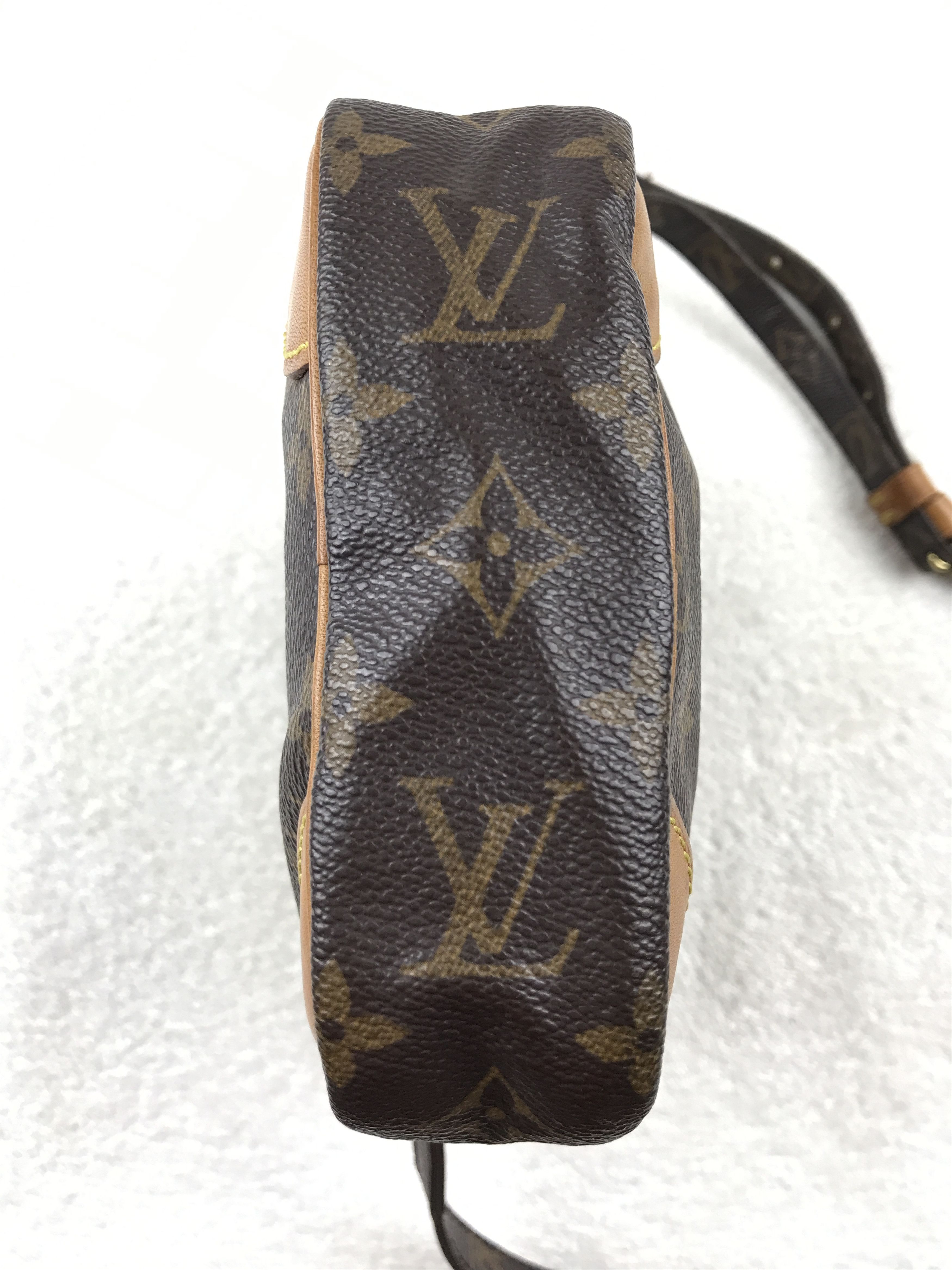 Louis Vuitton Louis Vuitton Danube Monogram Size ONE SIZE - 7 Thumbnail