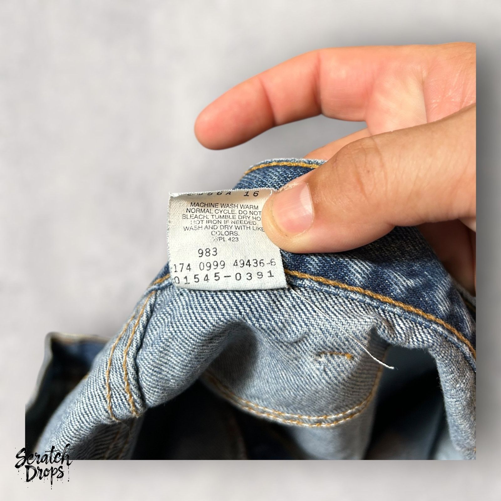 Levi's Vintage Levis Strauss Signature 545 Mens Jeans W52 L32 Loose Size US 38 / EU 54 - 4 Thumbnail