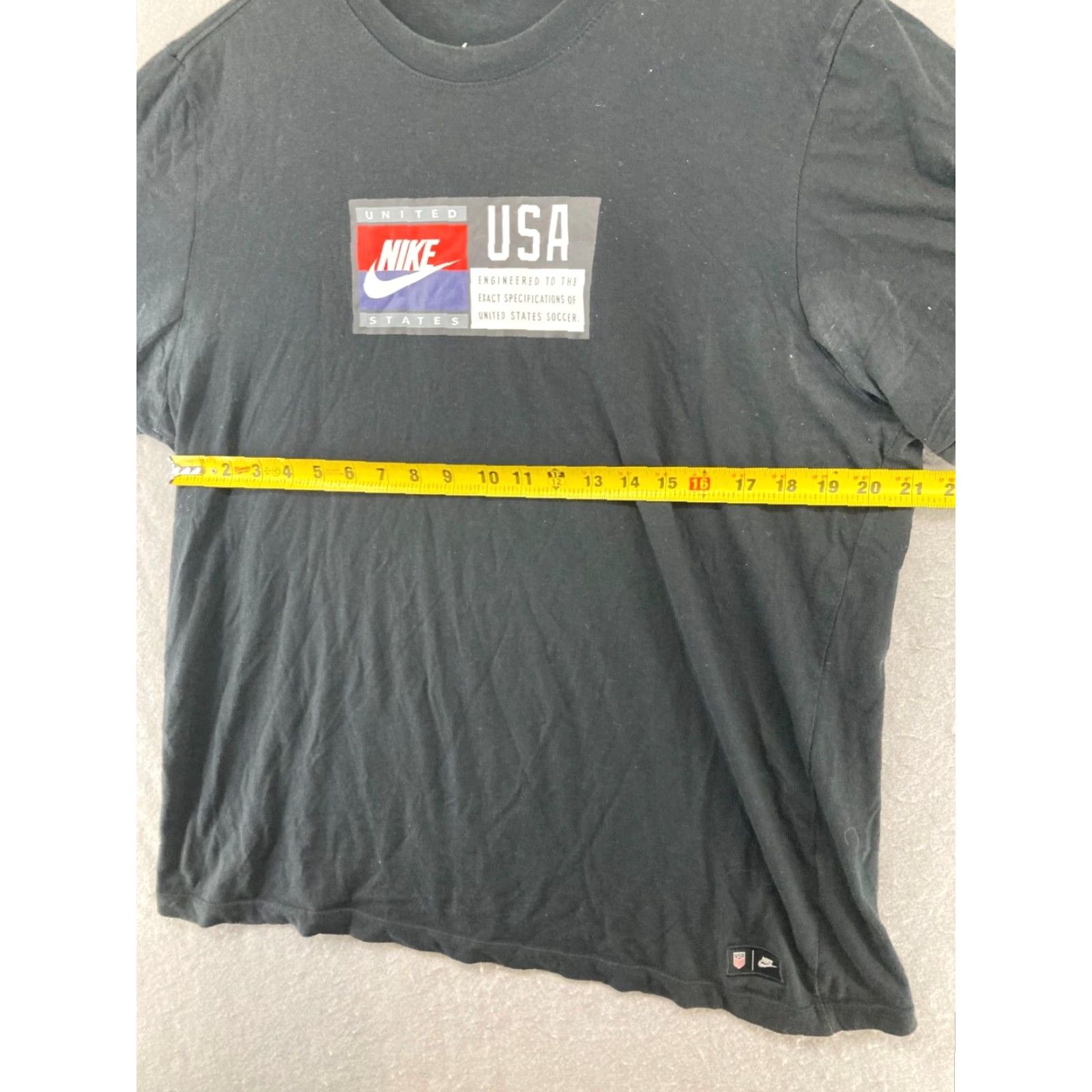 Nike NIKE USA Soccer Dri-FIT T-Shirt Mens Large Black Graphic 90s Size US L / EU 52-54 / 3 - 2 Thumbnail