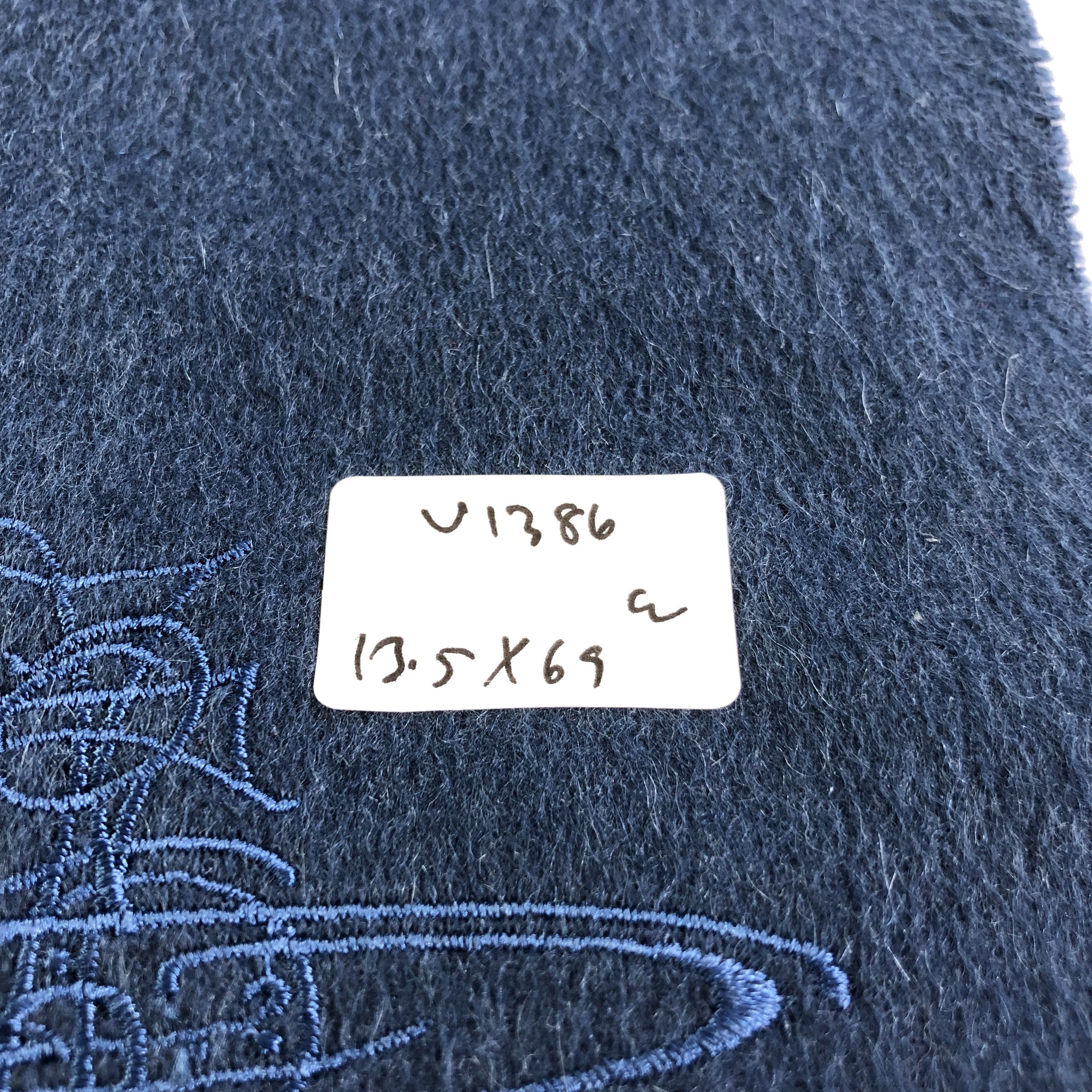 Japanese Brand Vivienne Westwood Plain Cashmere Scarf Muffler V1386 Size ONE SIZE - 4 Thumbnail