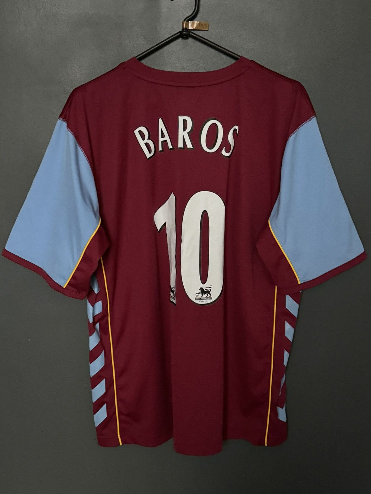 Hummel Aston Villa 05/06 Home Baros Football Jersey Size US XL / EU 56 / 4 - 1 Thumbnail