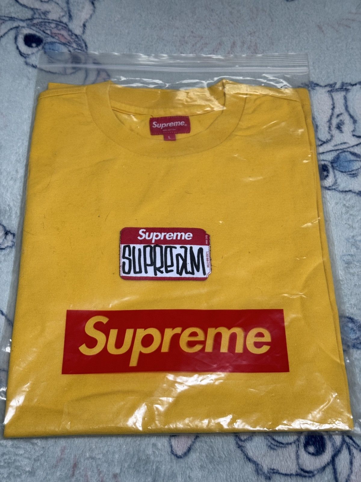 Supreme Yellow Supreme tshirt Size US L / EU 52-54 / 3 - 1 Thumbnail