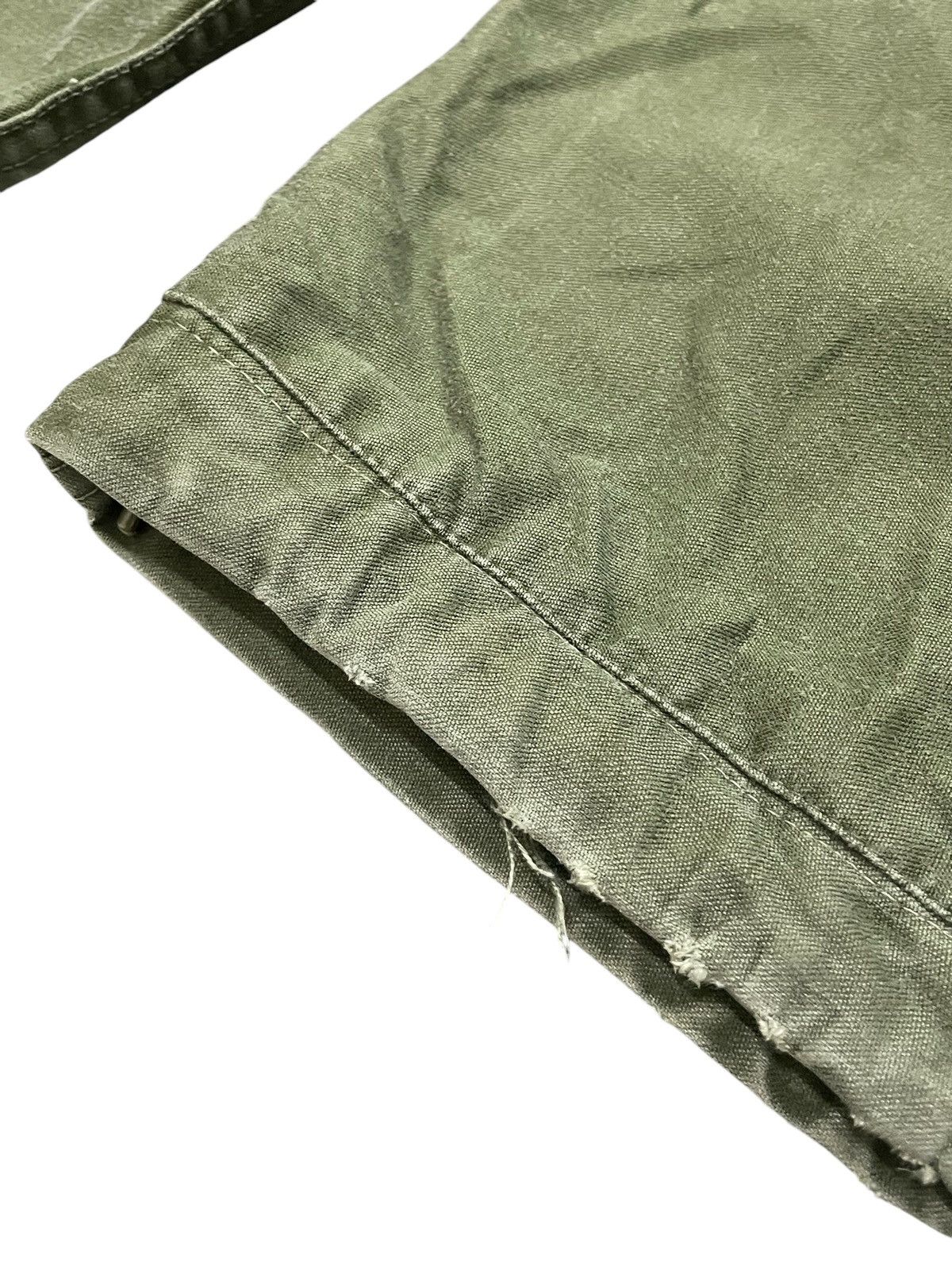 Vintage 50s Vintage WW2 US Military M-1951 Cargo Trousers Baggy Size US 32 / EU 48 - 15 Thumbnail
