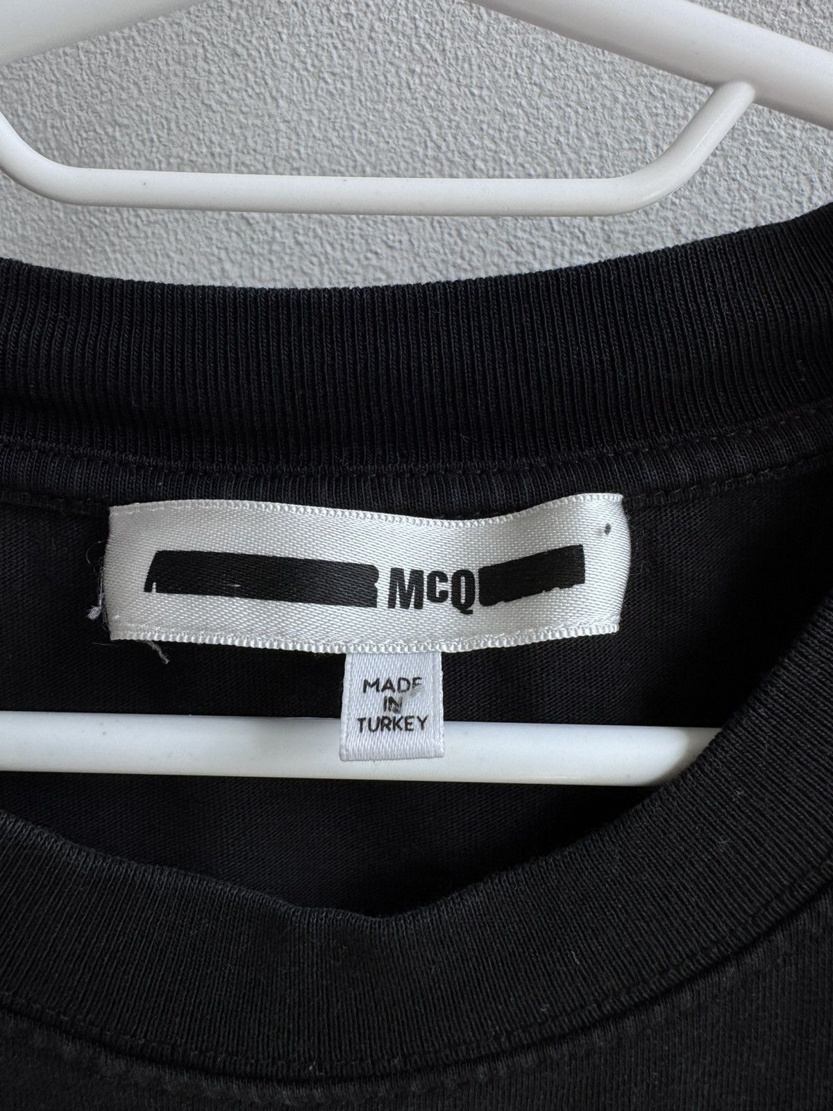 Alexander McQueen Alexandr Mcqueen MCQ T-shirt Litters Logo Tee Luxury Size US XL / EU 56 / 4 - 7 Thumbnail