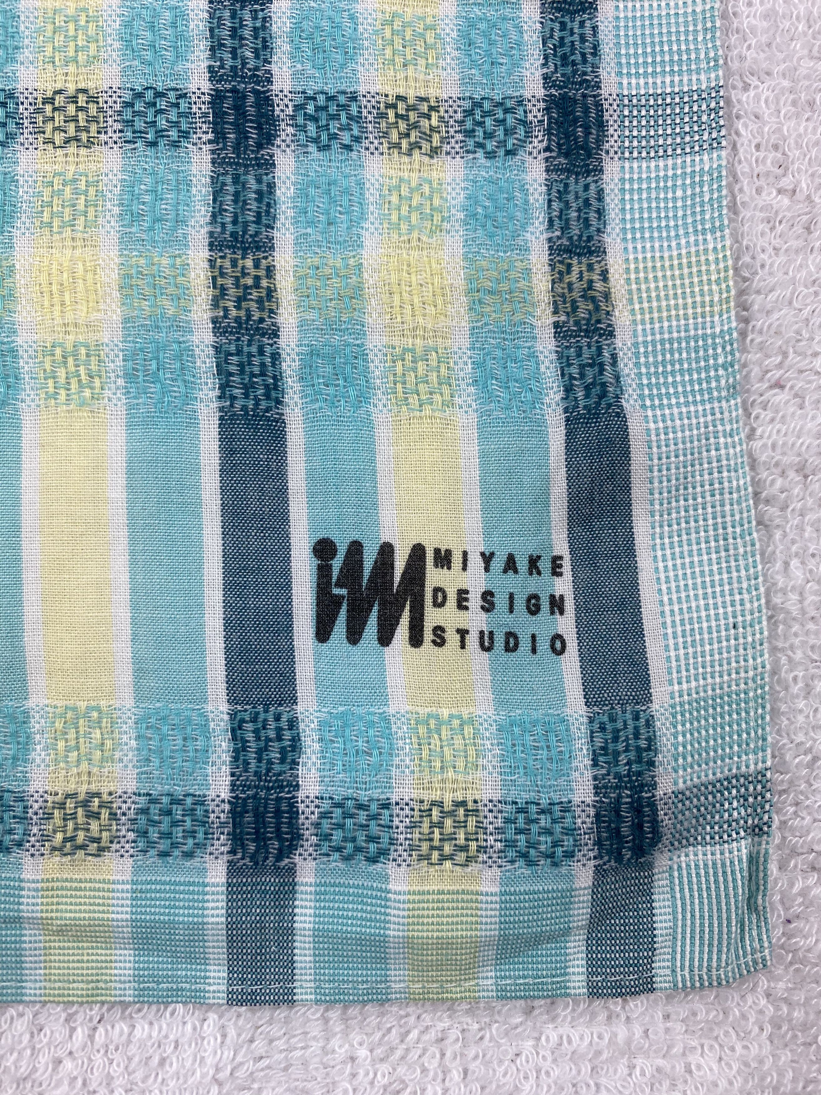 Issey Miyake Issey Miyake Handkerchief / Bandana / Neckerchief Size ONE SIZE - 5 Thumbnail