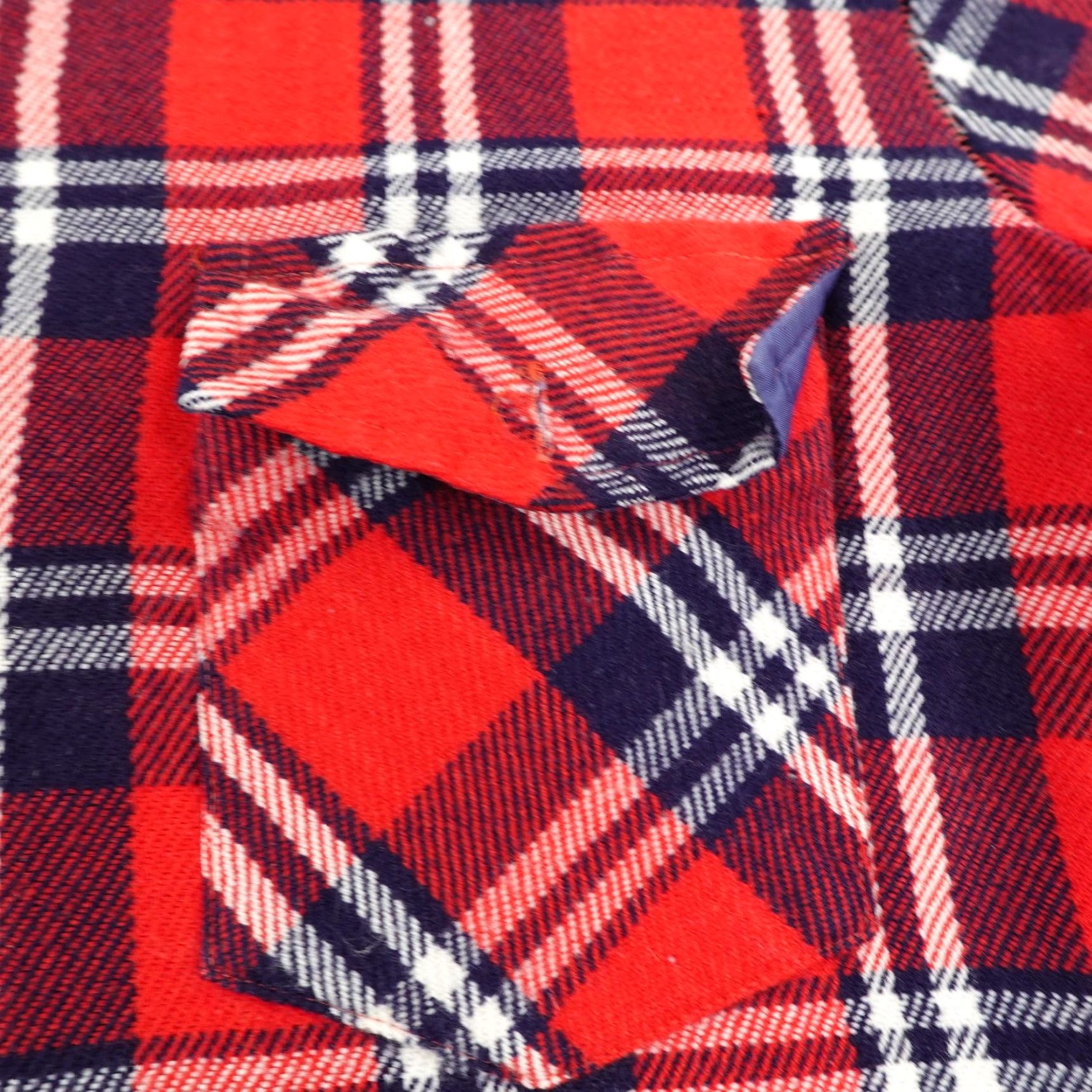 Vintage Vintage Kmart Sportsman Shirt Mens Medium Red Blue Plaid Flannel Workwear 70s ^ Size US M / EU 48-50 / 2 - 3 Thumbnail