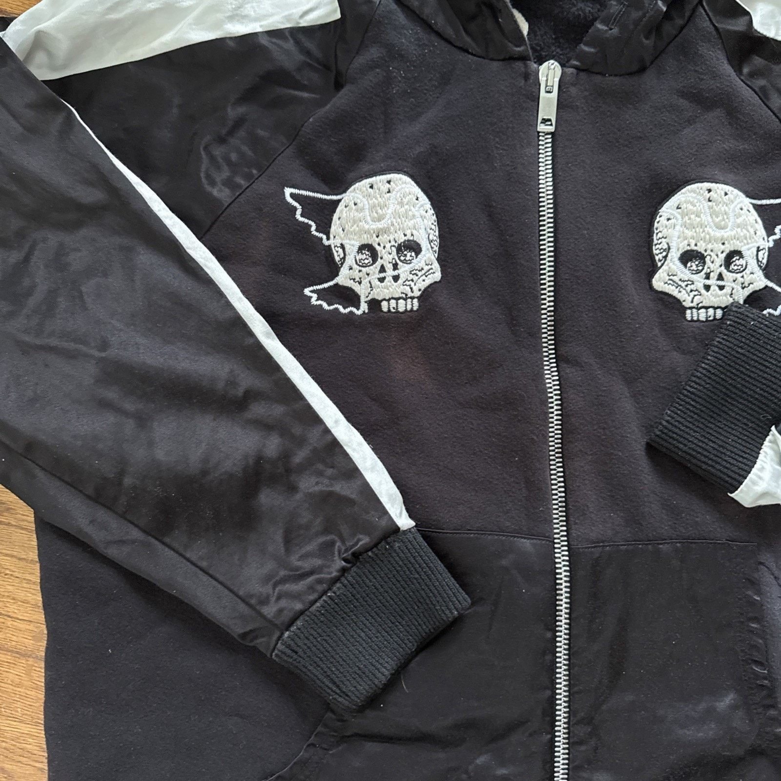 Lost Daze Lost Daze Skull Dove Zip Hoodie Black Silk Sleeve Embroidery Size US M / EU 48-50 / 2 - 2 Thumbnail