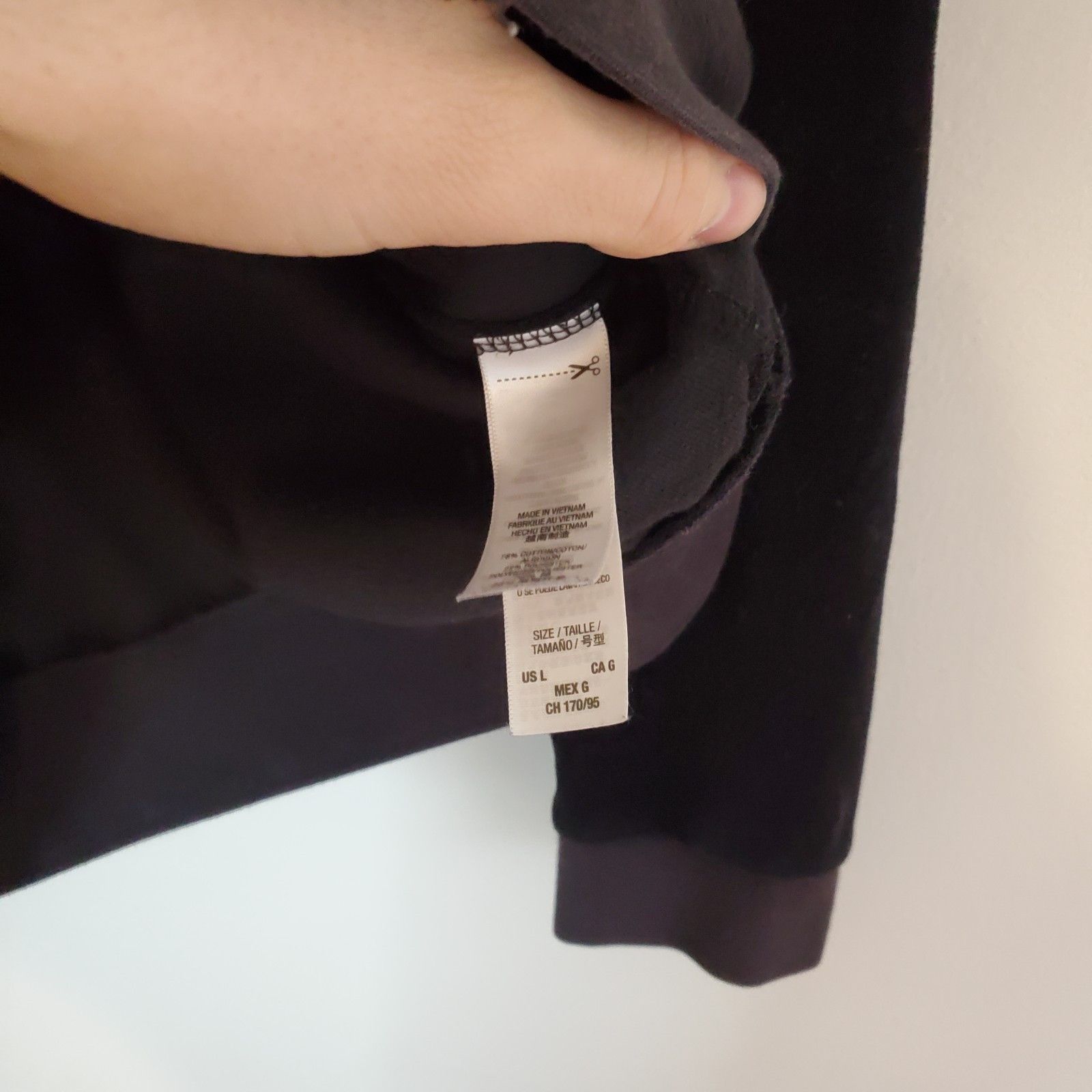 Juicy Couture Y2K Juicy Couture Velour Full Zip Sweater Black Size L Size L / US 10 / IT 46 - 5 Thumbnail