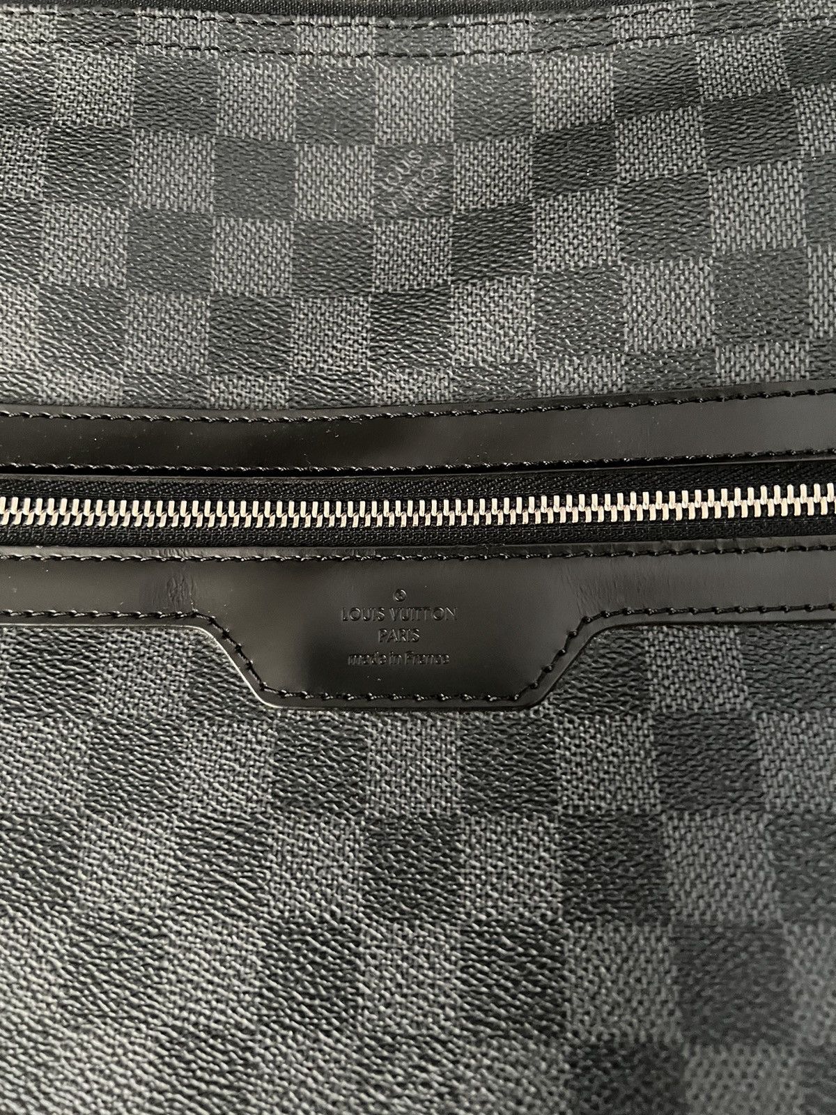 Louis Vuitton Louis Vuitton Mick GM Messenger Bag Size ONE SIZE - 8 Thumbnail