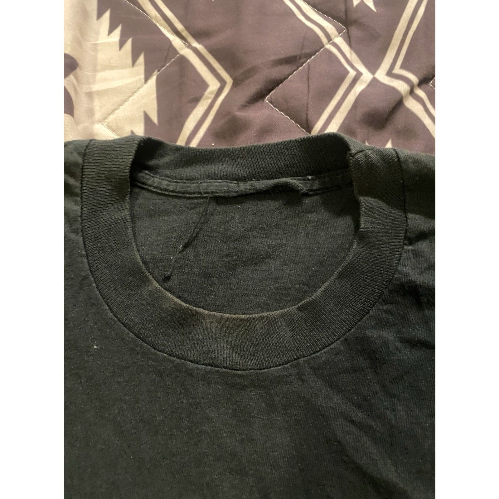 Vintage VINTAGE 80s Slim Fit Black Cotton T-Shirt Pocket Tee Shirt Short Sleeve Crew Neck Men Large Grunge Distressed Size US L / EU 52-54 / 3 - 3 Thumbnail