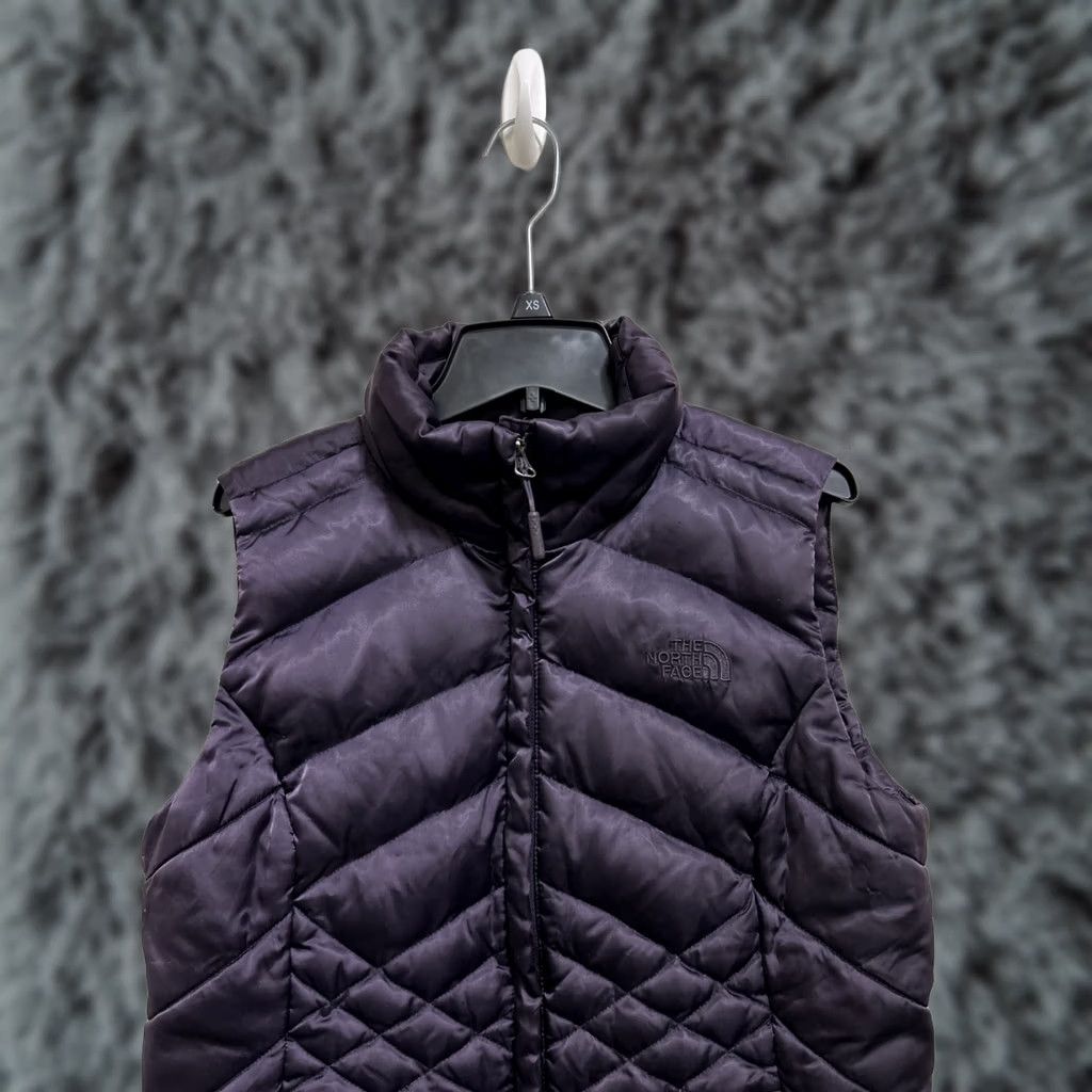 The North Face VINTAGE? No — North Face 550 Puffer Vest Womens S Purple Aconcagua Quilted Down Jacket Size S / US 4 / IT 40 - 1 Thumbnail