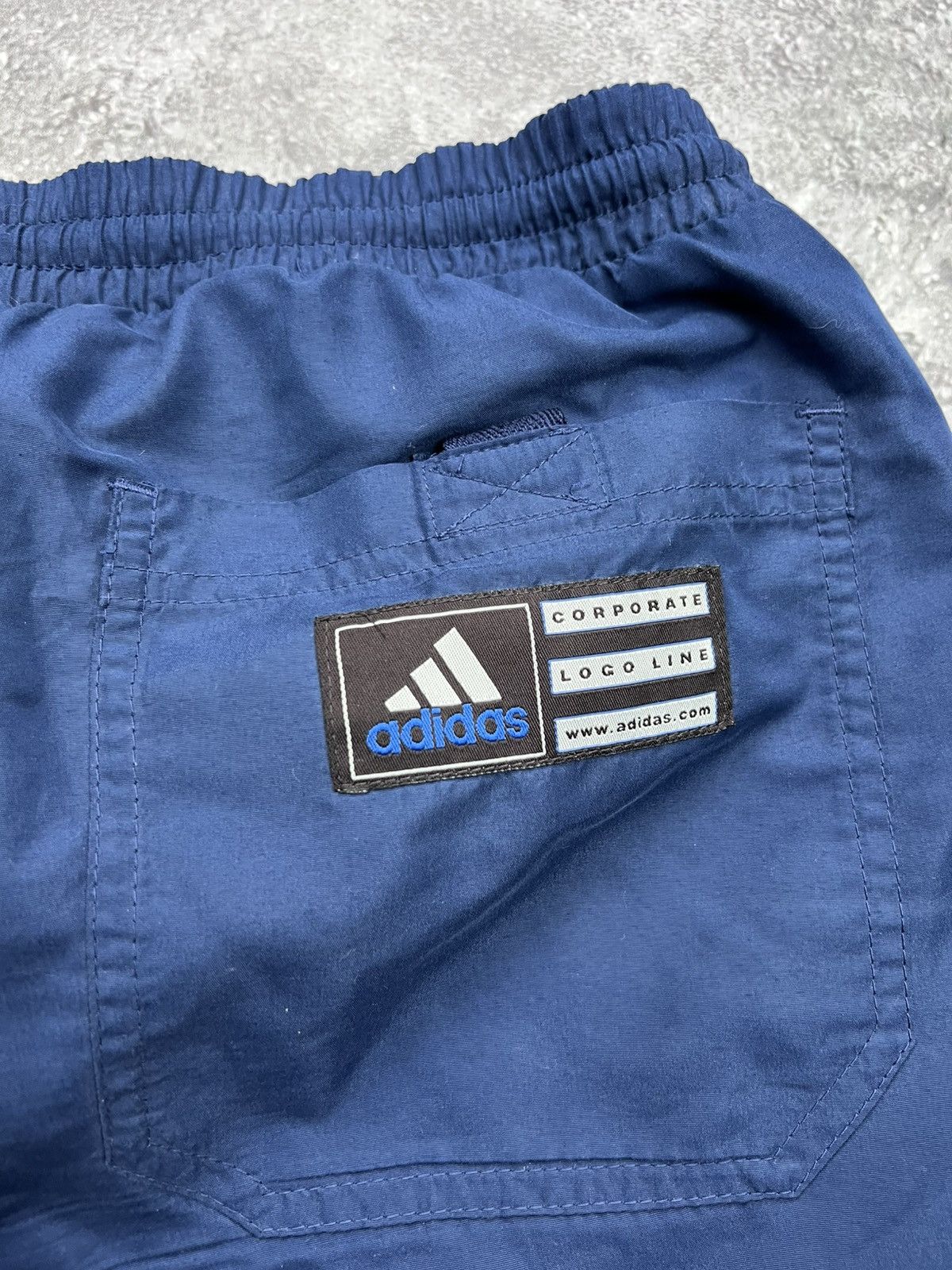 Adidas Vintage 90s Adidas Blue Athletic Shorts Size US 32 / EU 48 - 6 Thumbnail