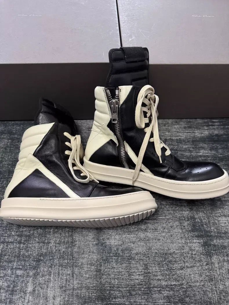 Rick Owens Rick Owens Main Line Inverted Triangle Size US 7 / IT 37 - 3 Thumbnail