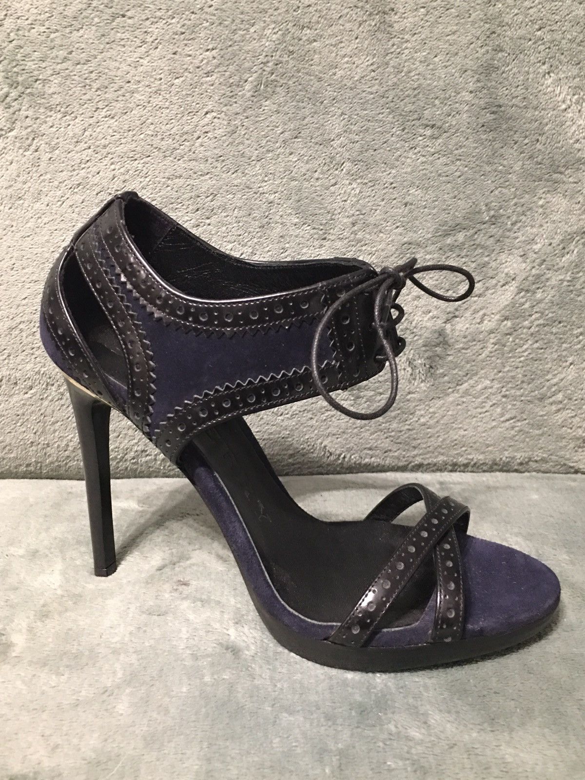 Burberry Burberry Suede Heels Stiletto Leather Trim Navy Blue EU 37 Size US 7 / IT 37 - 9 Thumbnail