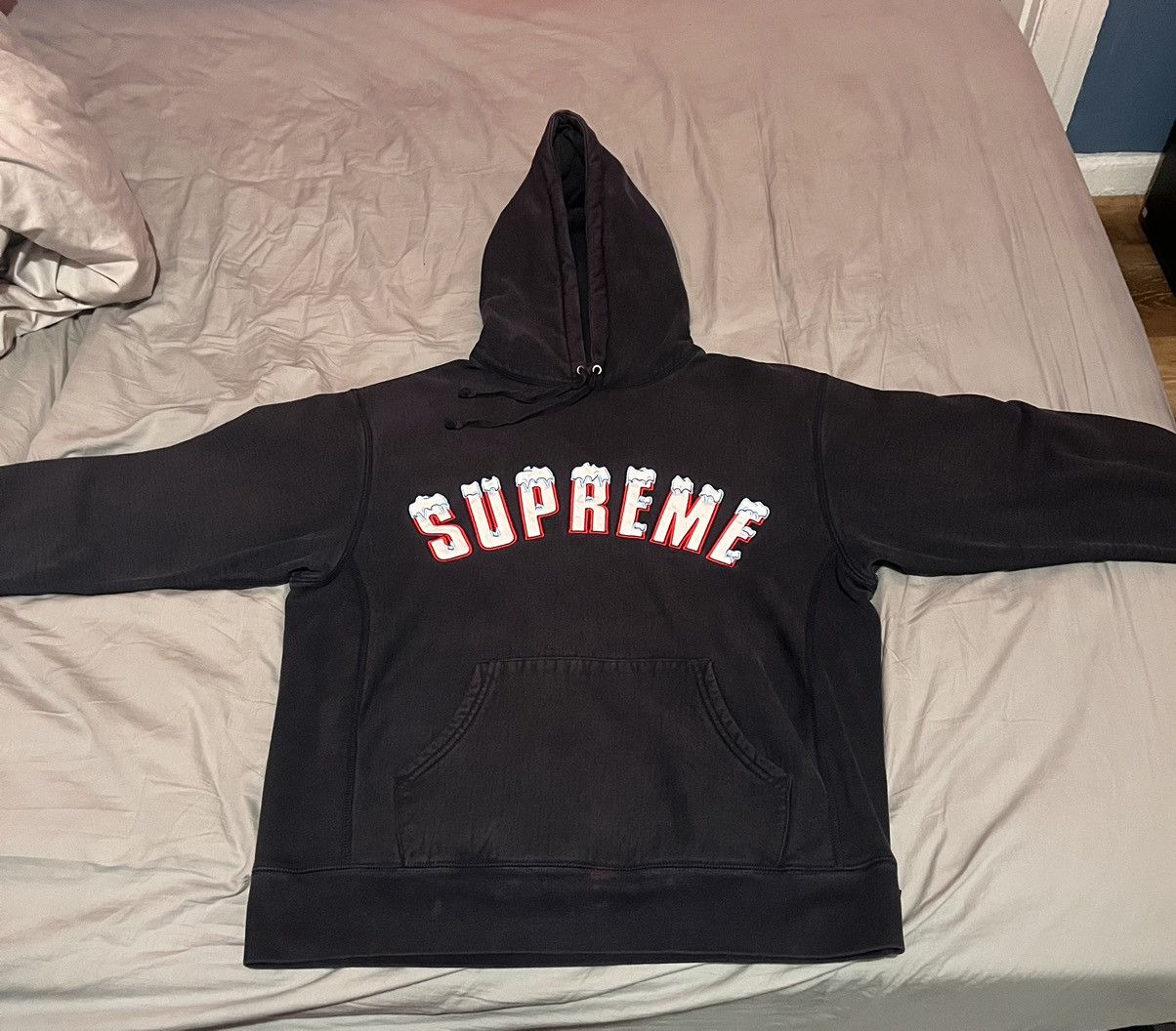 image of Supreme Icy Arc Hooded Sweatshirt Navy, Men's (Size Medium)