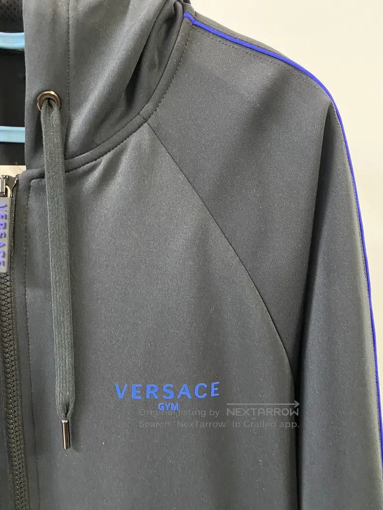 Versace Versace Black hooded cardigan jacket Size L / US 10 / IT 46 - 3 Thumbnail