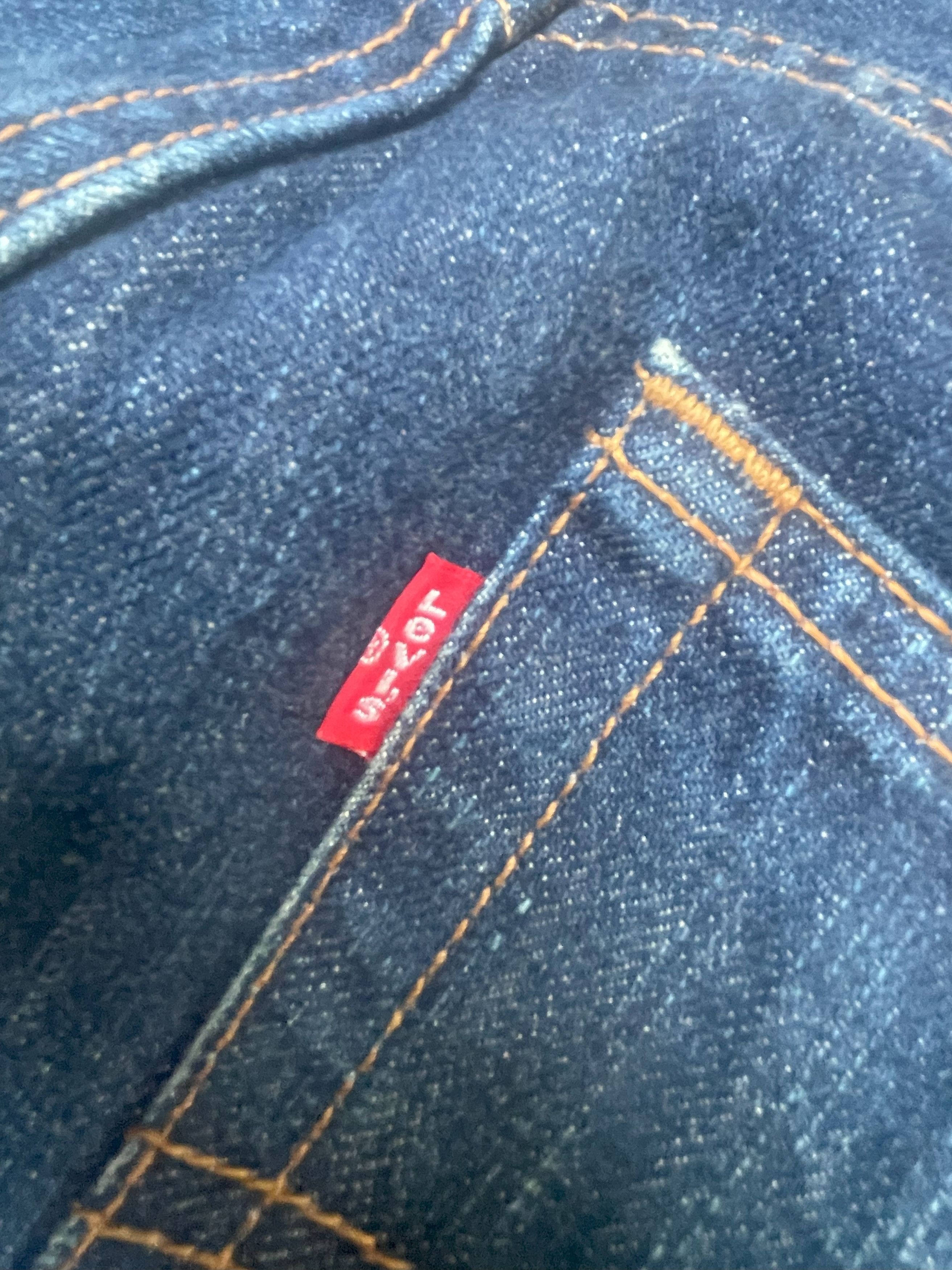 Levi's Vintage Levis 505 Distresed Size US 34 / EU 50 - 16 Thumbnail