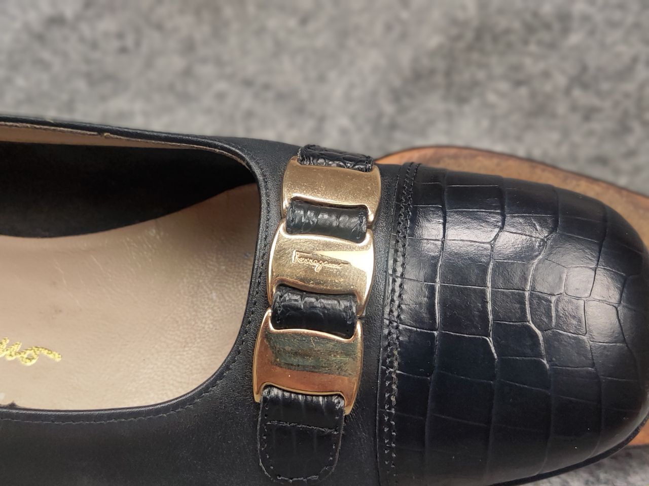 Salvatore Ferragamo Salvatore Ferragamo Vintage Pumps Heel Leather Black Shoes Size US 7.5 / IT 37.5 - 13 Thumbnail