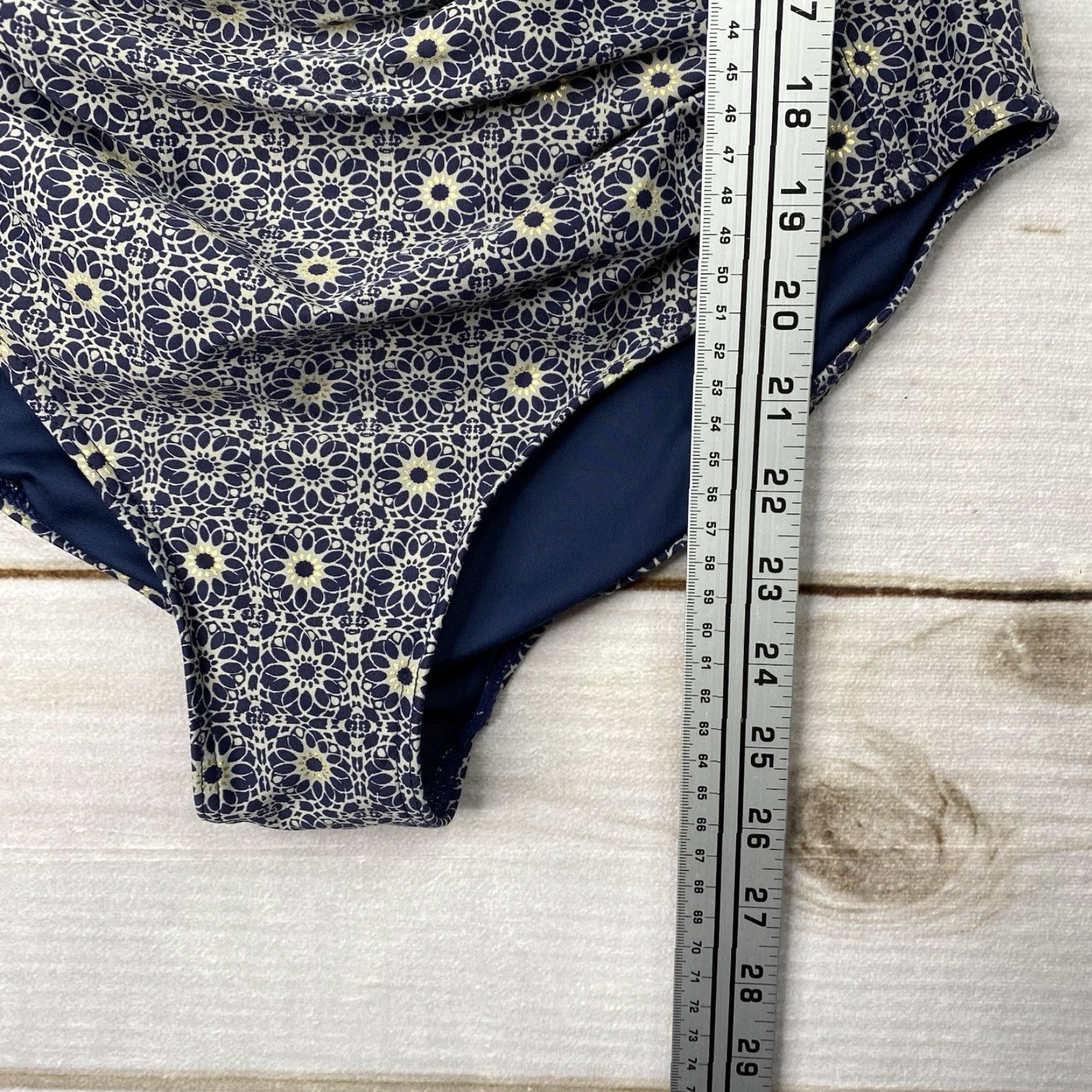 Vintage Nip Tuck One Piece Swimsuit Women’s Sz S Blue Floral Built-In Bra, Tummy Control, Spaghetti Strap, Adjustable Straps Size ONE SIZE - 5 Thumbnail