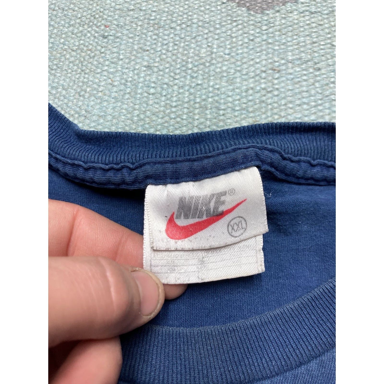 Nike VINTAGE 90s Nike T-Shirt Embroidered Swoosh Check Logo Navy Blue Men’s XXL Shirt Mens Size US XXL / EU 58 / 5 - 6 Thumbnail