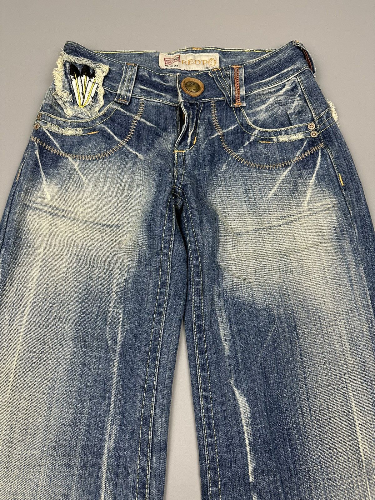 If Six Was Nine 🔥Flared🔥Vintage Red Pepper Embroidered Acidwash Flared Denim Size US 26 / EU 42 - 5 Thumbnail
