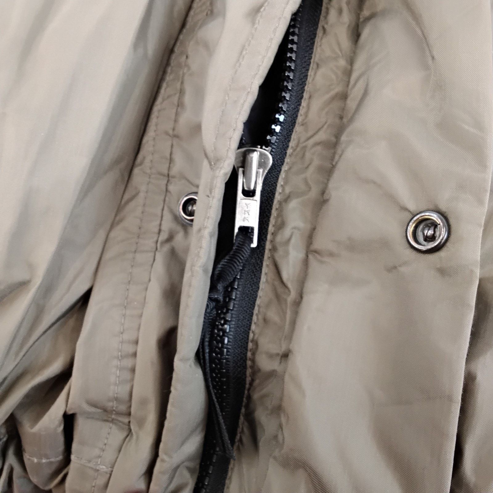 The North Face The North Face Parka Women's XL Green/Black Hooded Gore-Tex Size XL / US 12-14 / IT 48-50 - 6 Thumbnail