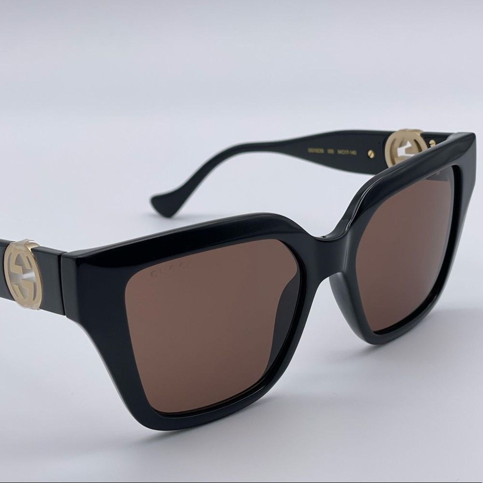 Gucci BRAND NEW GUCCI GG1023S 005 With Chain Black/Brown Women Size ONE SIZE - 1 Thumbnail