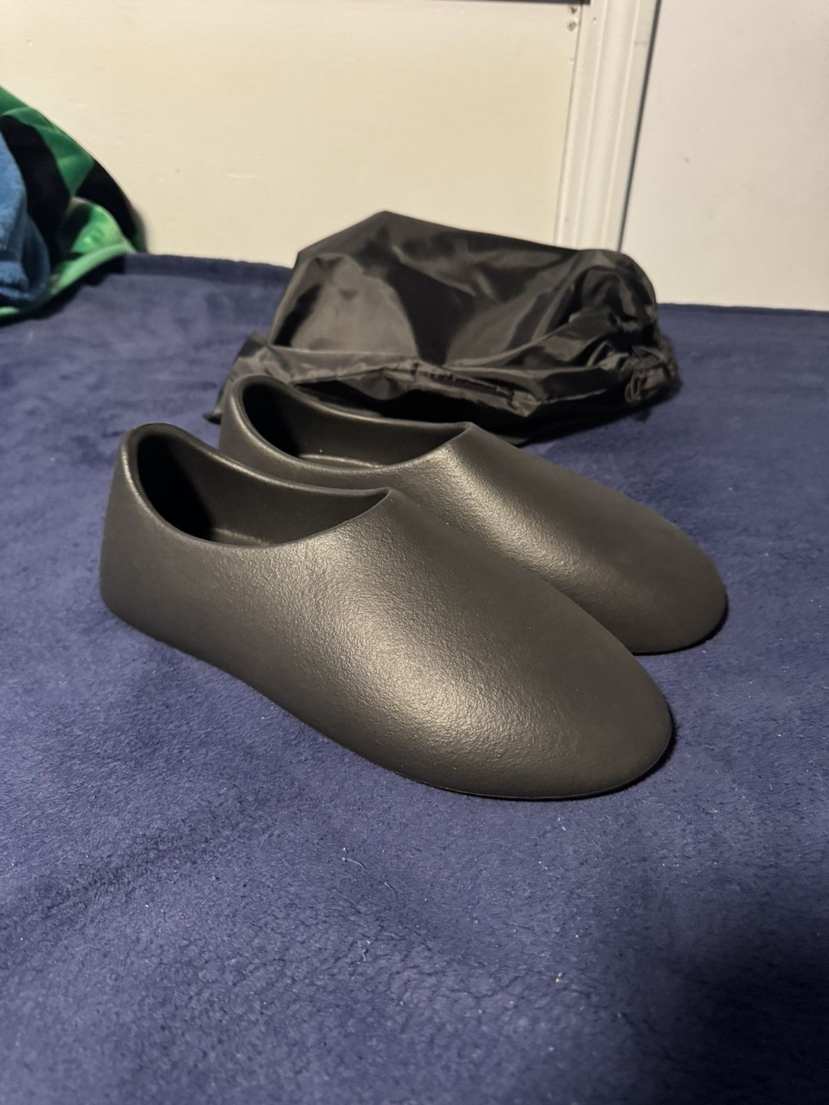 Yeezy YZY SLPRS Size US 10 / EU 43 - 1 Thumbnail