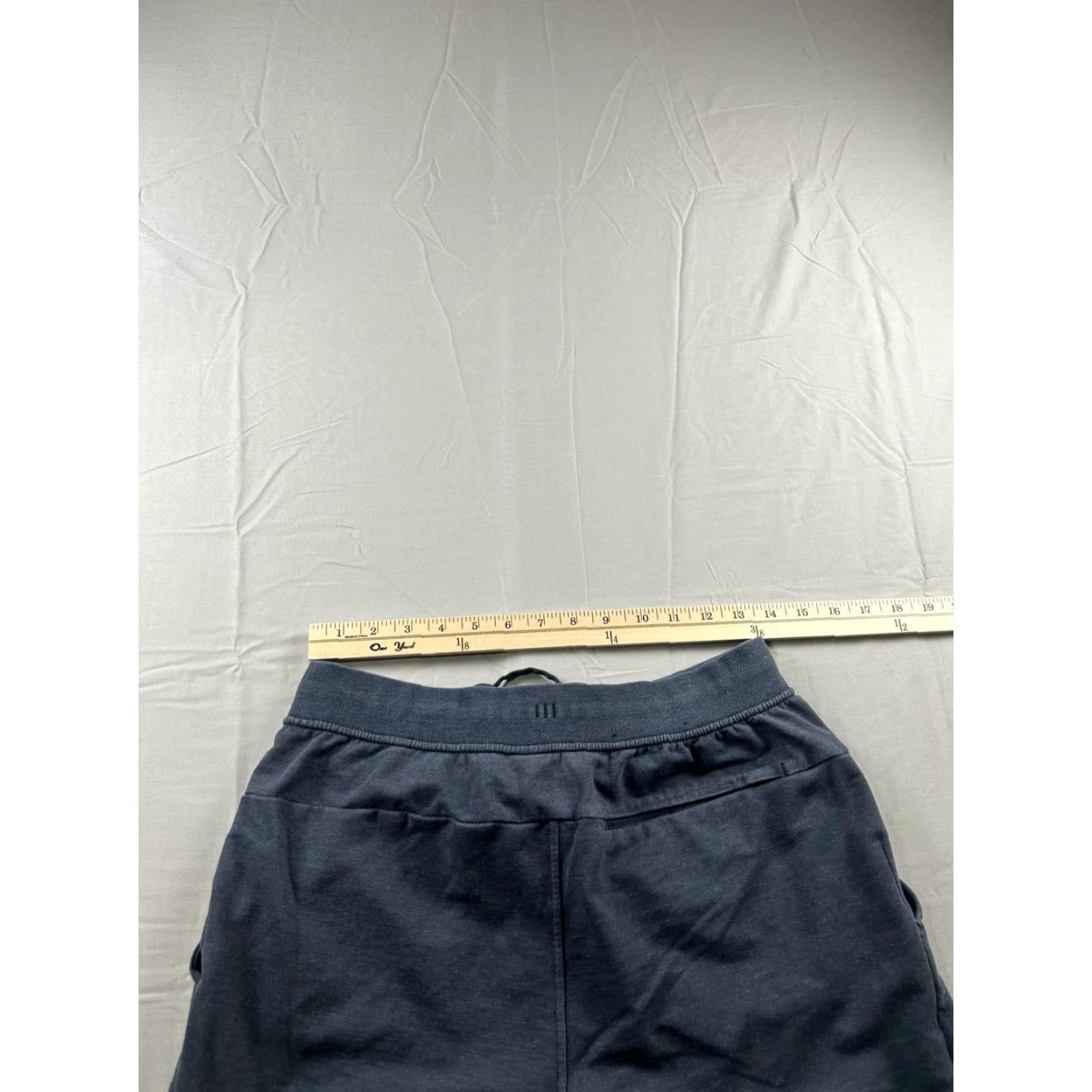Lululemon Lululemon Pants Mens M Blue Jogger Sweatpants Elastic Waist Pocket Knit 26in Inseam Casual Activewear Size US 31 - 8 Thumbnail