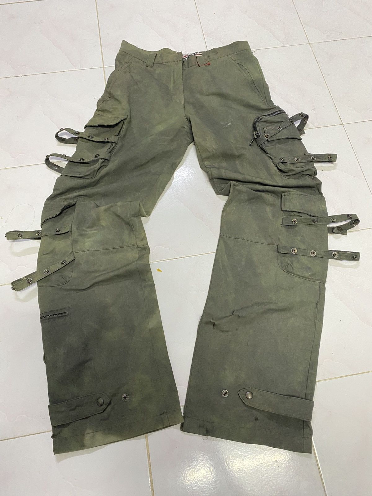 If Six Was Nine × Japanese Brand × Le Grande Bleu (L.G.B.) Distressed Multipocket Snap Button Strap Cargo Pant Size US 29 - 1 Thumbnail