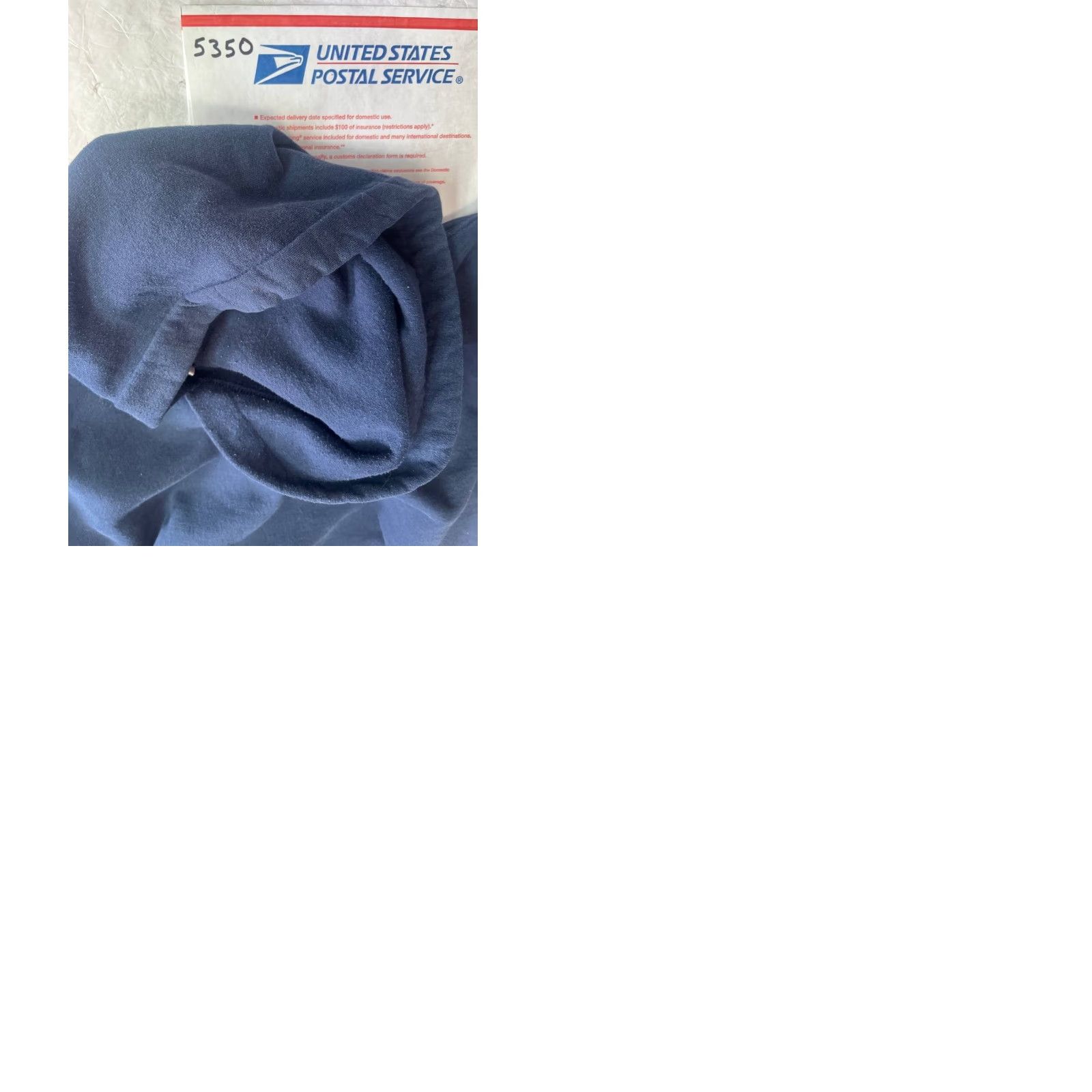 Gildan DIVER Darling Hoodie Size Large Blue Mermaid Pullover Gildan Heavy Blend See All Pics Mens Hoodie Size US L / EU 52-54 / 3 - 9 Thumbnail