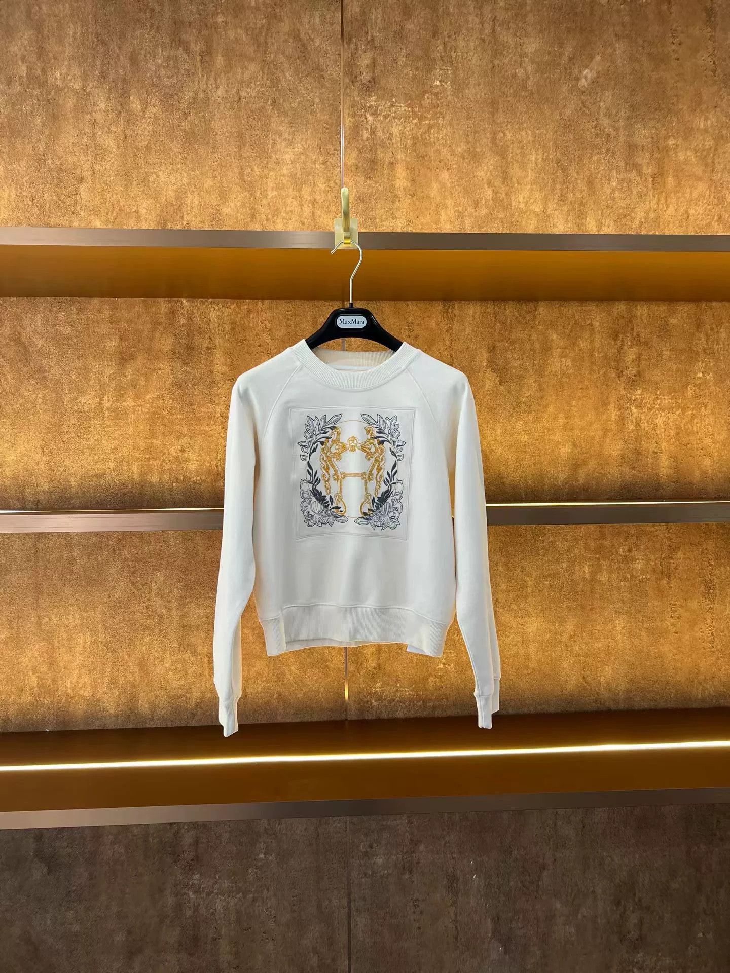 Hermes Hermes Embroidered Sweatshirt Size XXS / US 00 / IT 34 - 1 Thumbnail